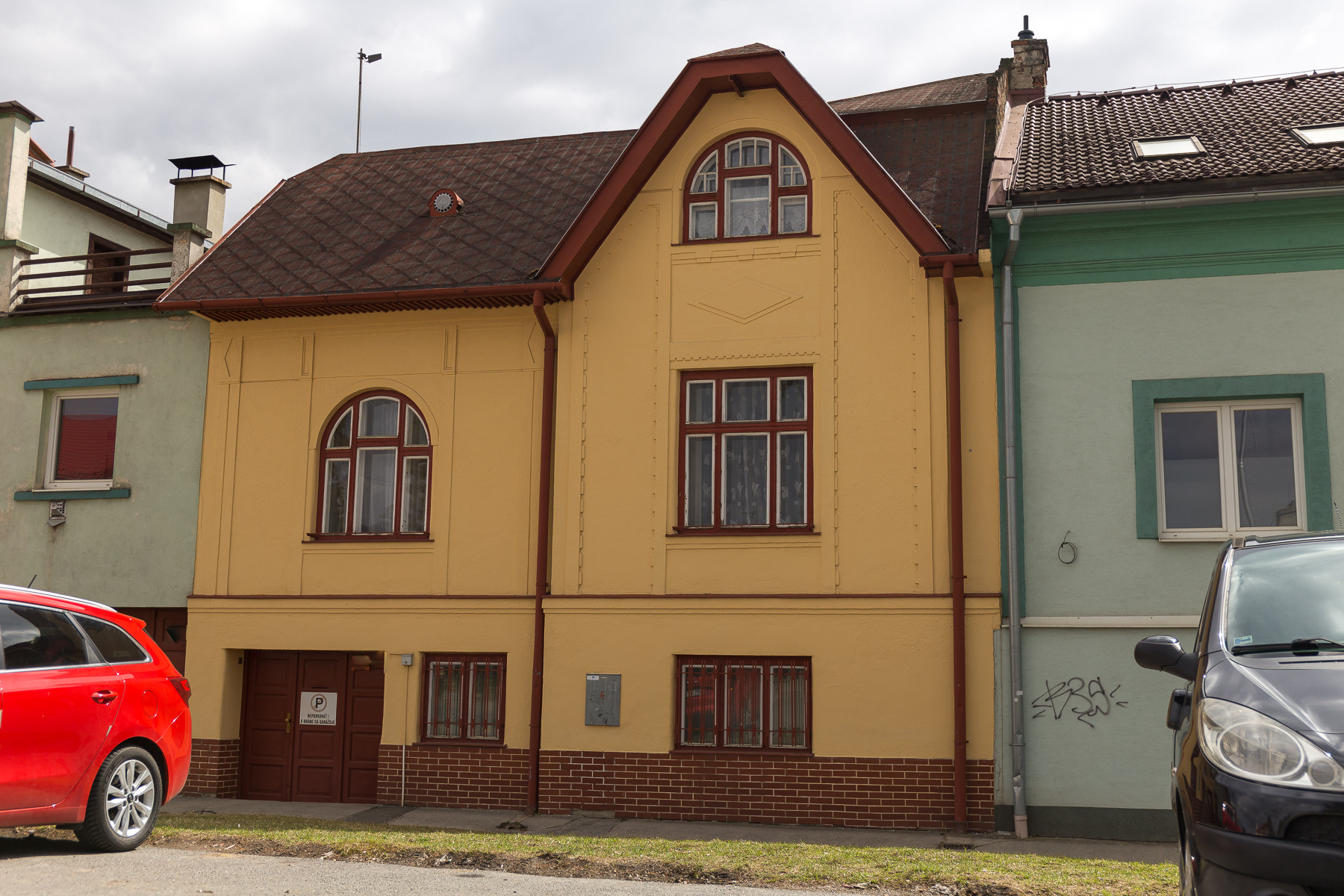 Multifunkčný rodinný dom blízko centra Sp. Nová Ves