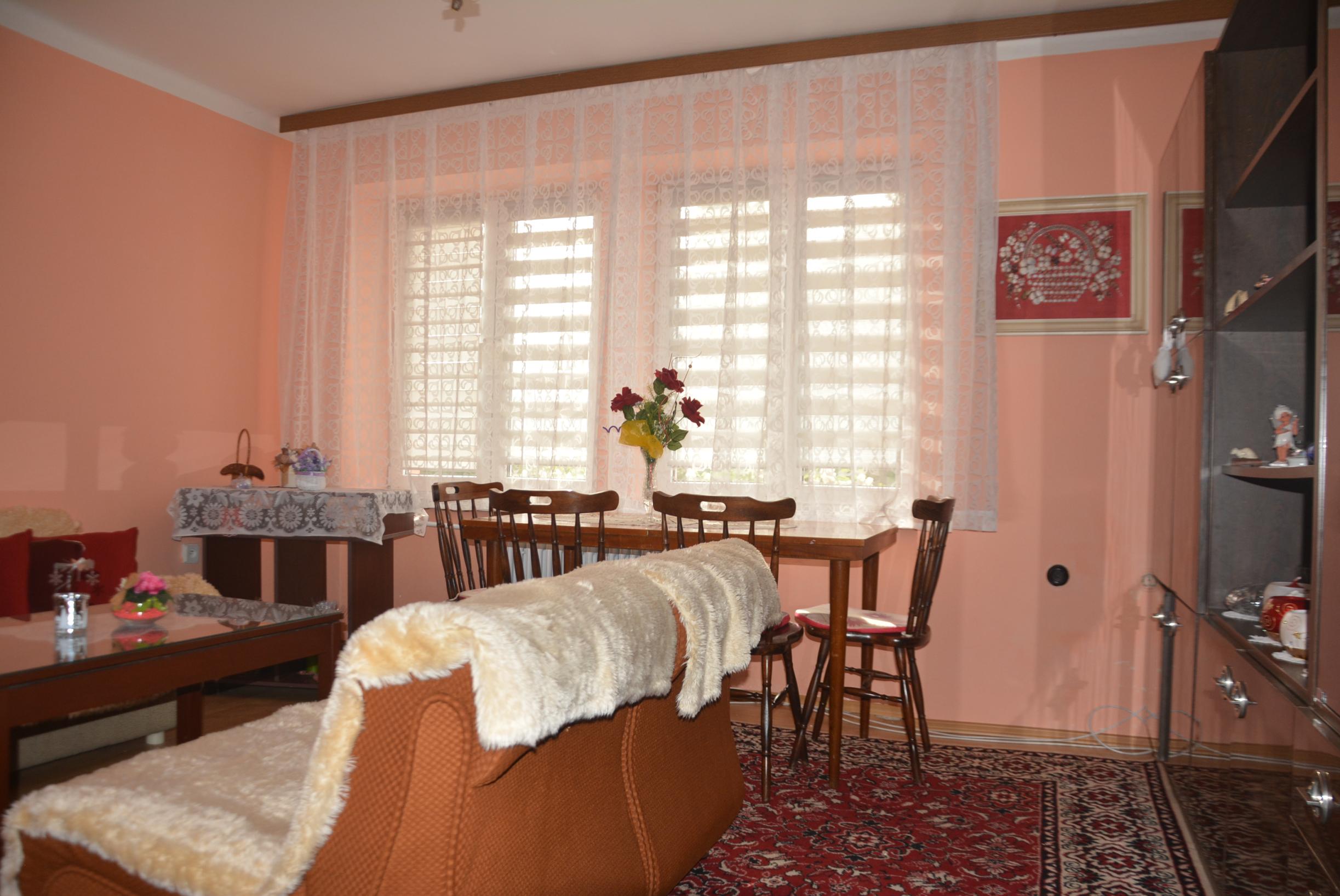 Byt 2+1 (56 m2), centrum Sp.Nová Ves