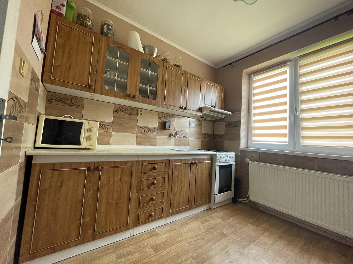 Tehlový byt 3+1 (124,5m) so záhradou a garážou, Markušovce