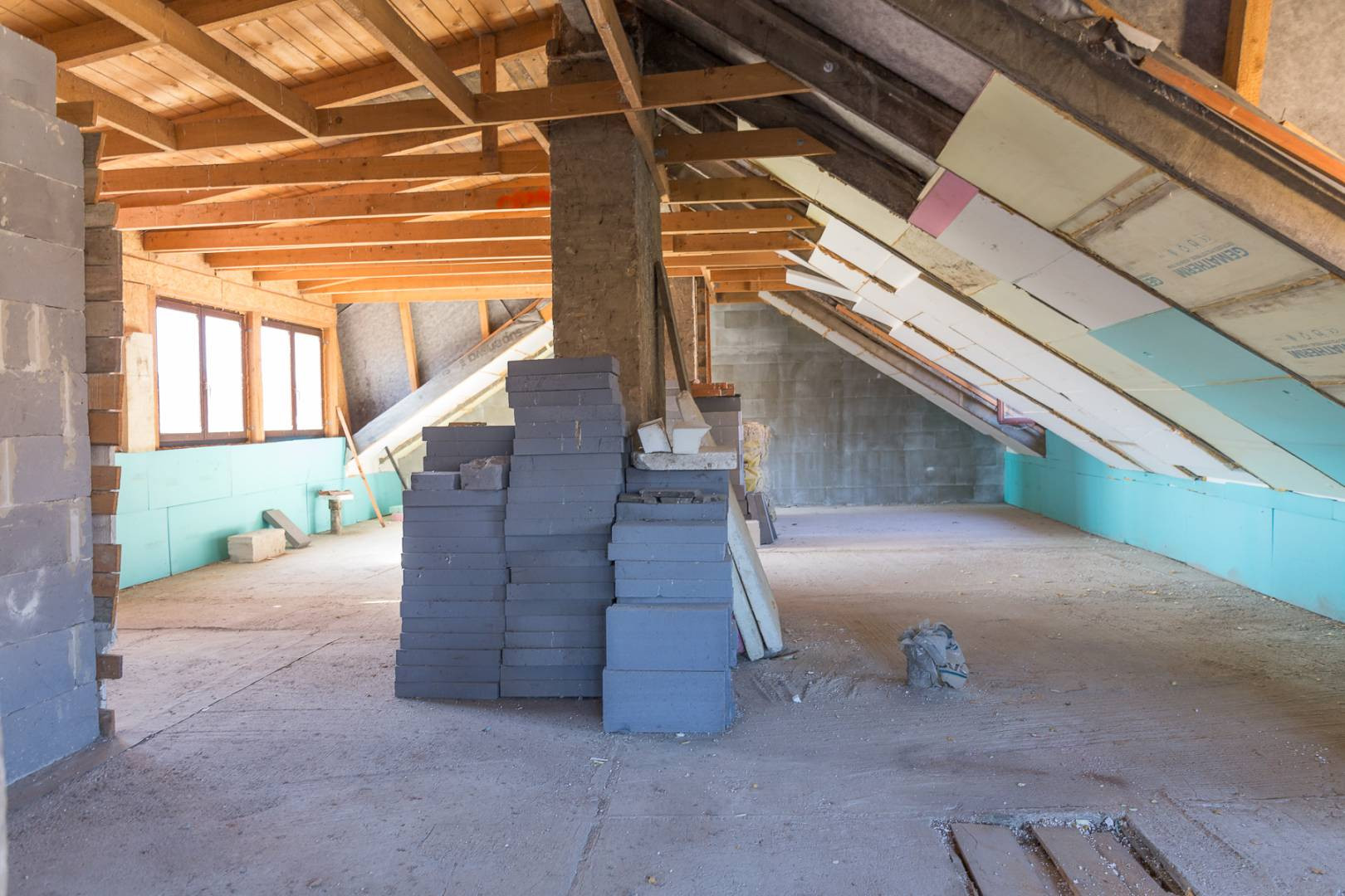 Rozostavaný 3+1 (107 m2) centrum Spišská Nová Ves