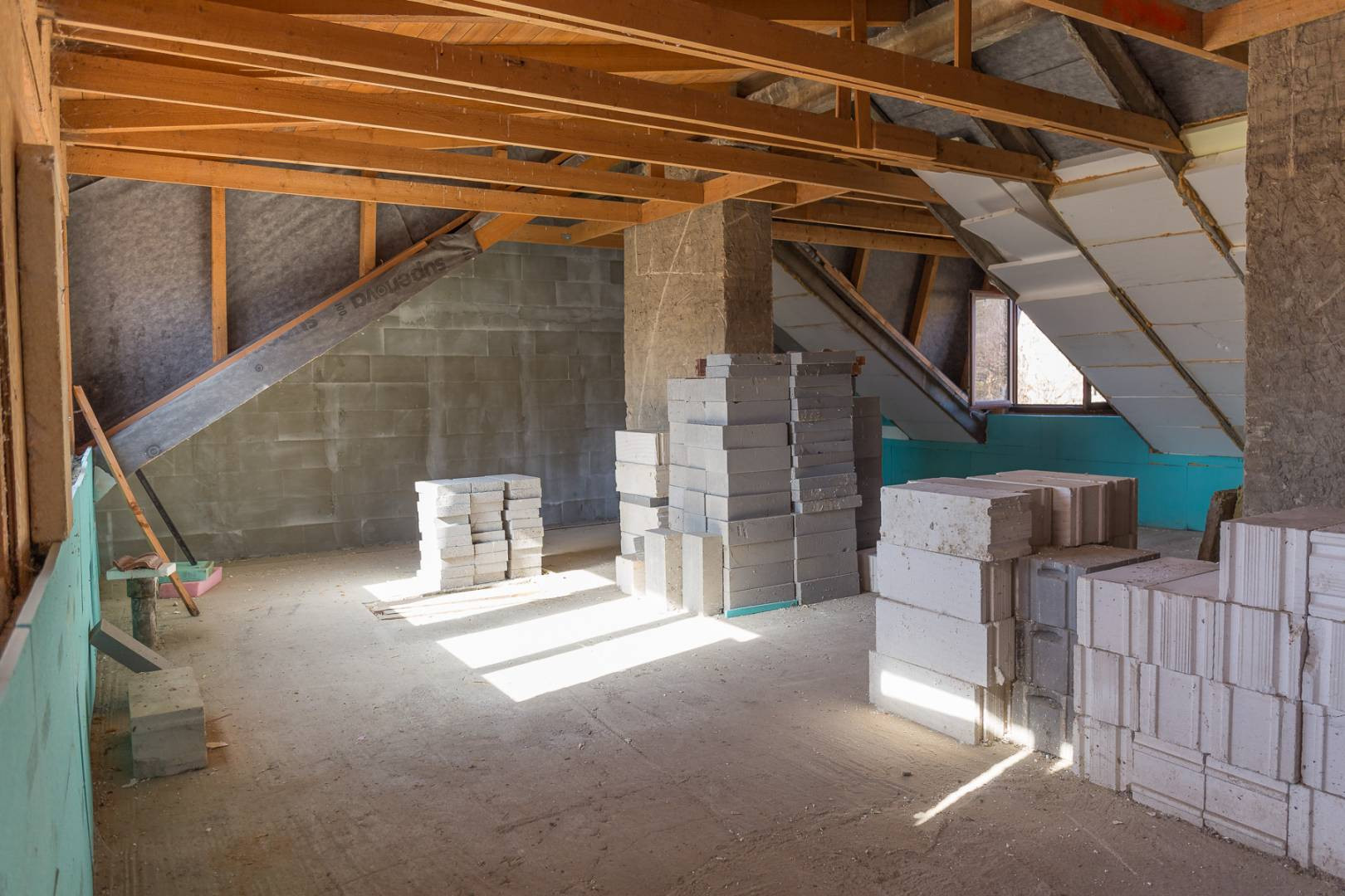 Rozostavaný 3+1 (107 m2) centrum Spišská Nová Ves