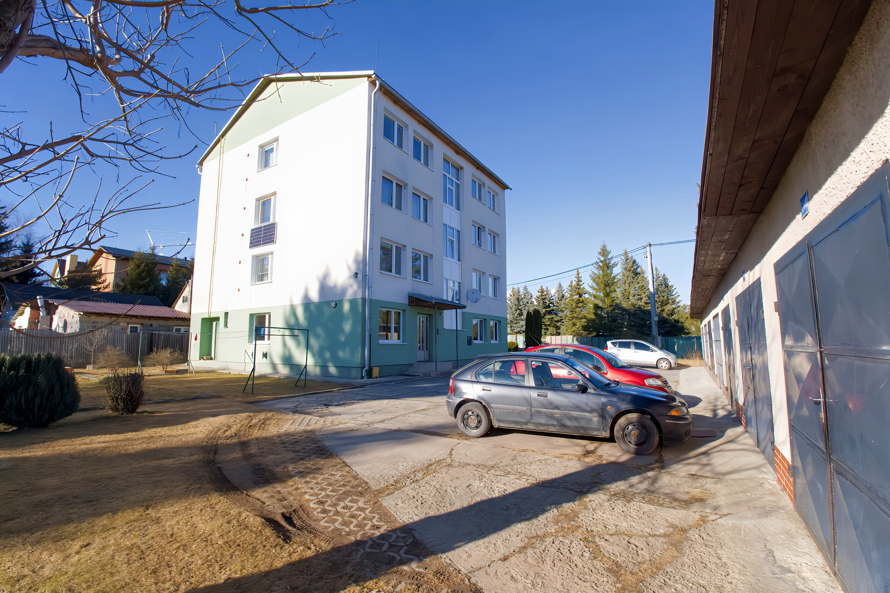 Byt 3+1 (72 m2) loggia, záhrada, garáž Štrba Vysoké Tatry