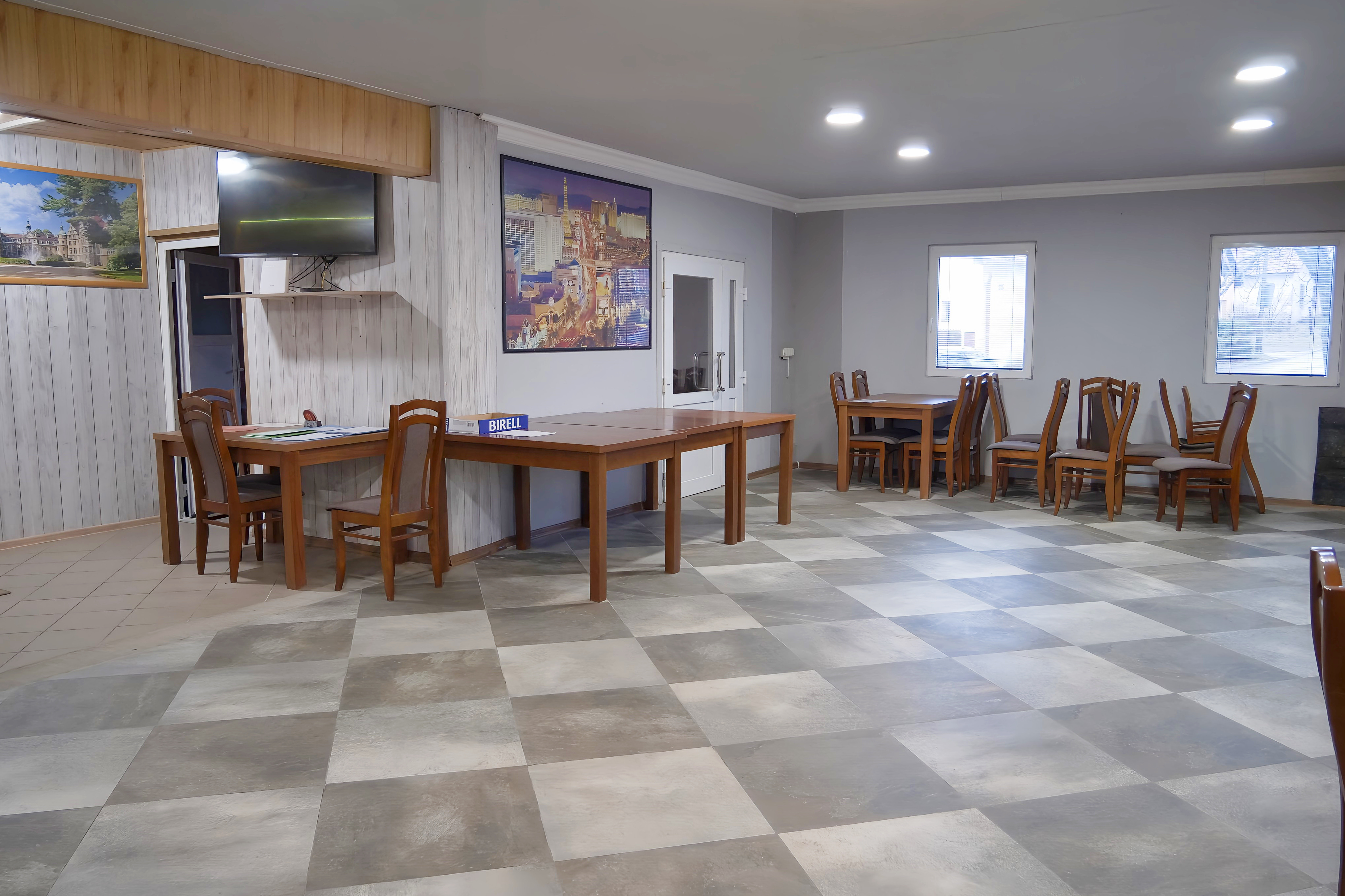 Budova gastro prevádzky pizzerie sídl. Západ Levoča