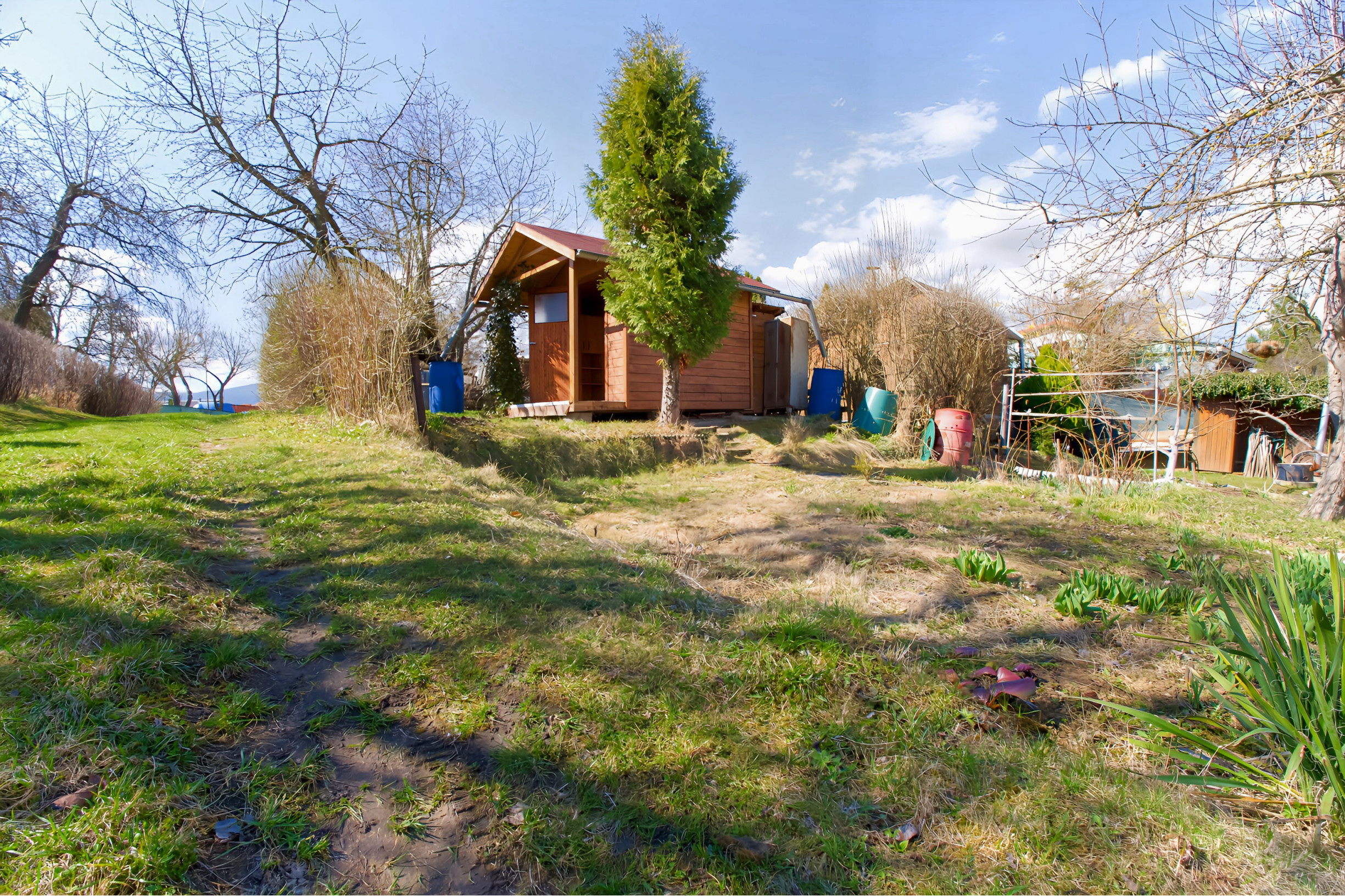 Záhrada s chatkou (363 m2) sídl. Mier Spišská Nová Ves