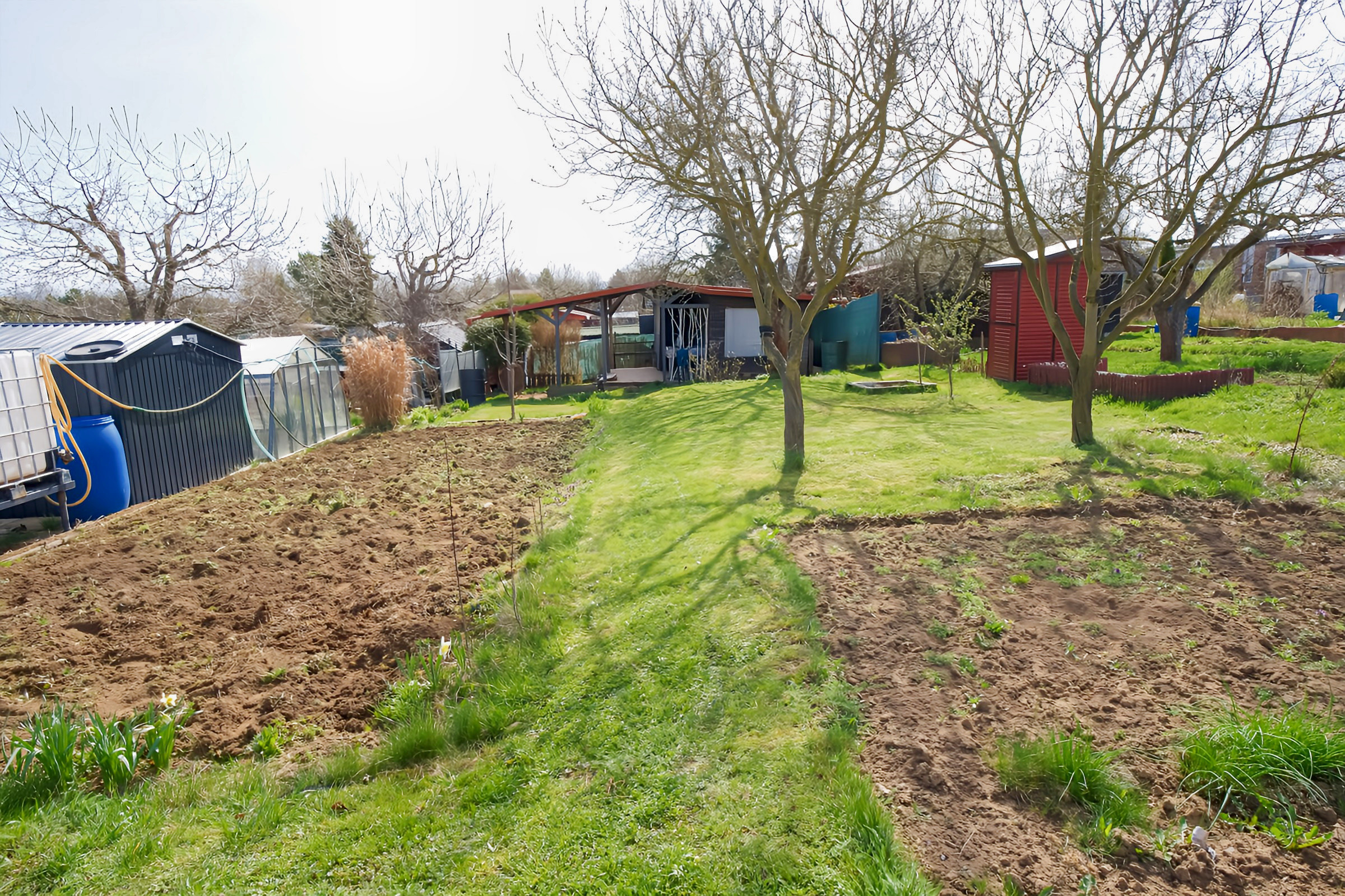 Záhrada s chatkou ( 282 m2) sídl. Mier Spišská Nová Ves