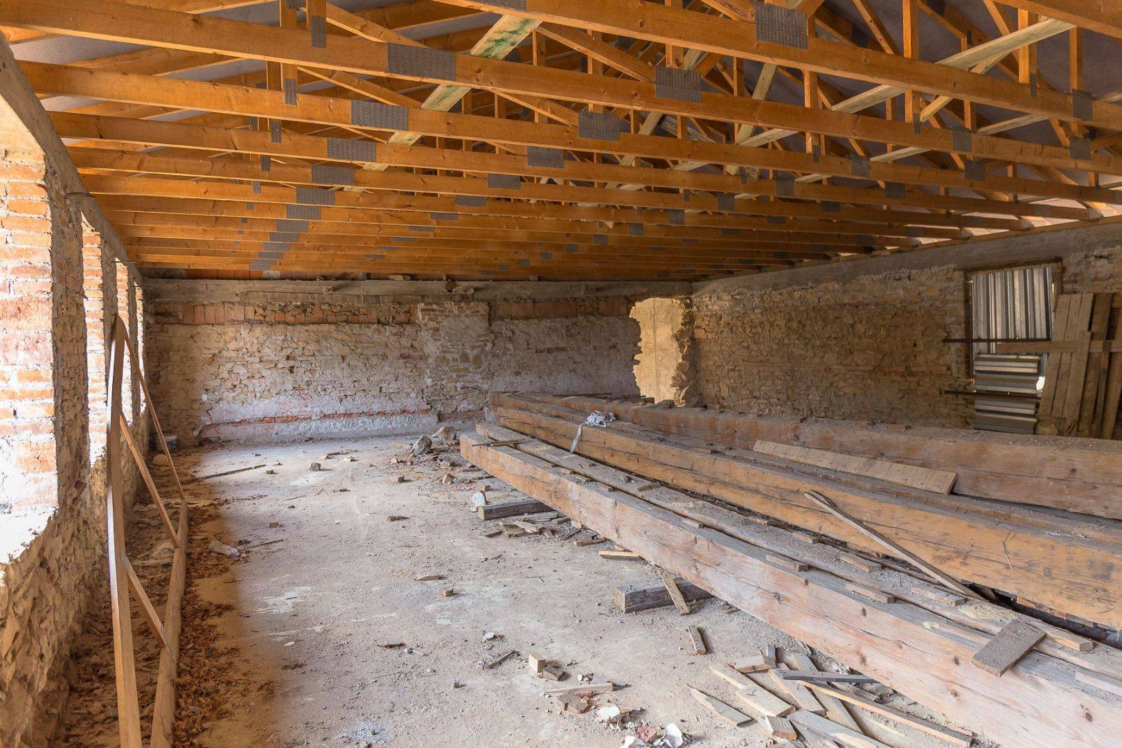 Polyfunkčný objekt, Novoveská Huta