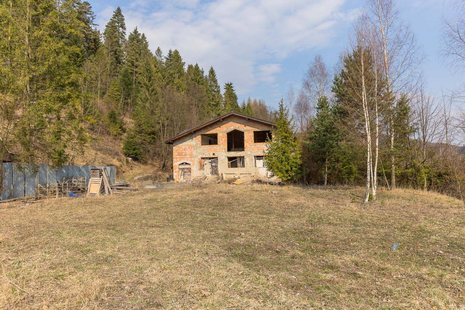 Polyfunkčný objekt, Novoveská Huta