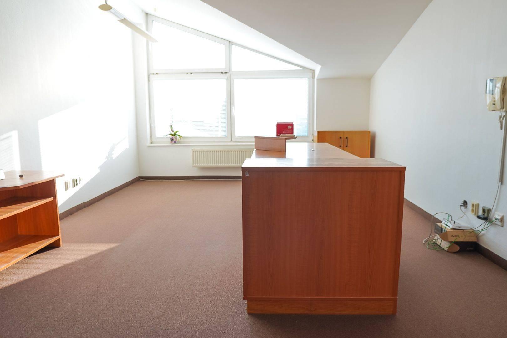 Atraktívny kancelársky priestor (304 m2) Poprad