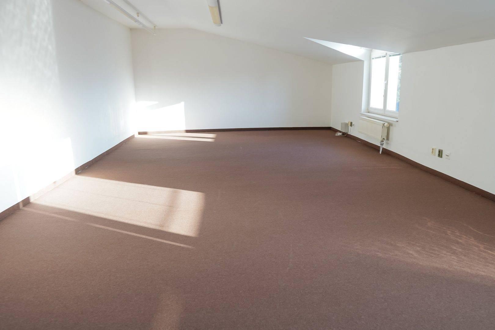 Atraktívny kancelársky priestor (304 m2) Poprad