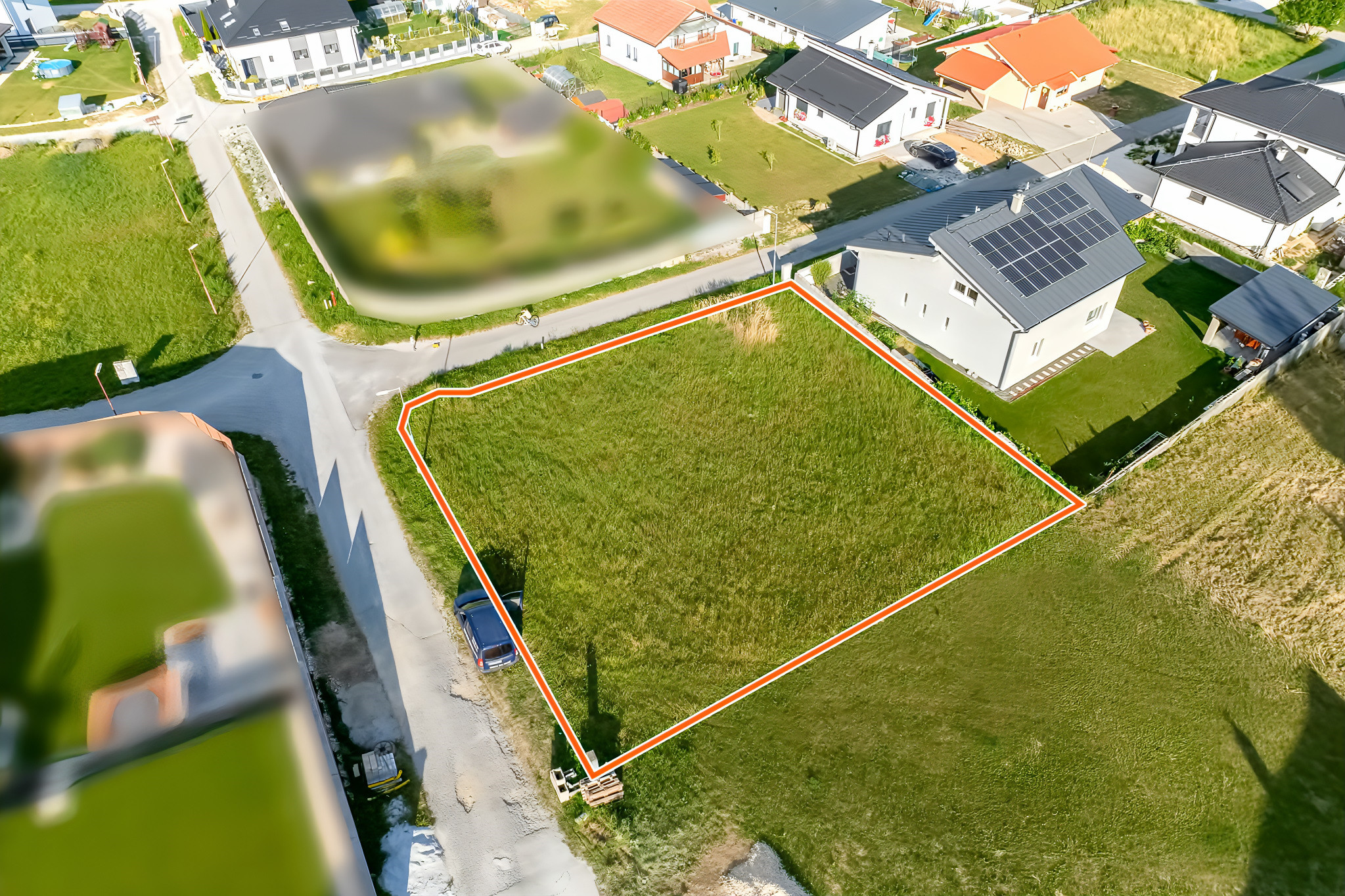 Stavebný pozemok 692 m2 s výhľadom na hrad Spišský Hrhov