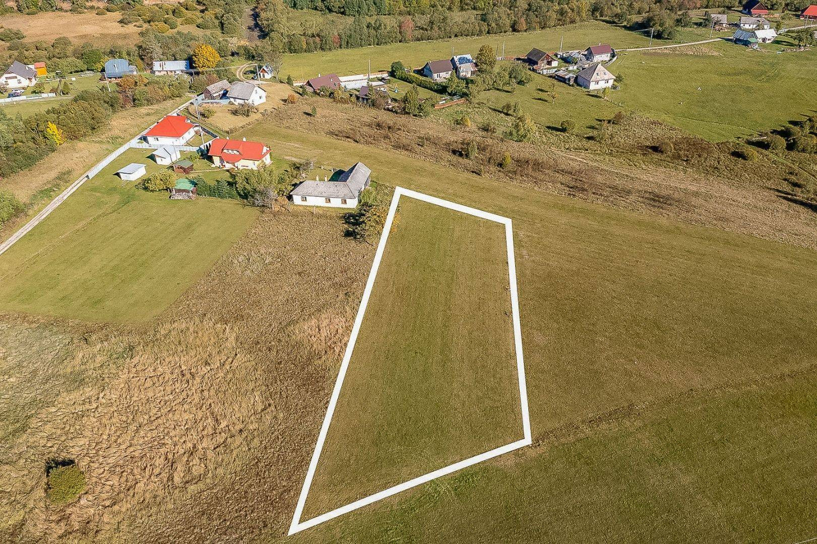 Atraktívny rekreačný pozemok (2221 m2) Tretí Hámor