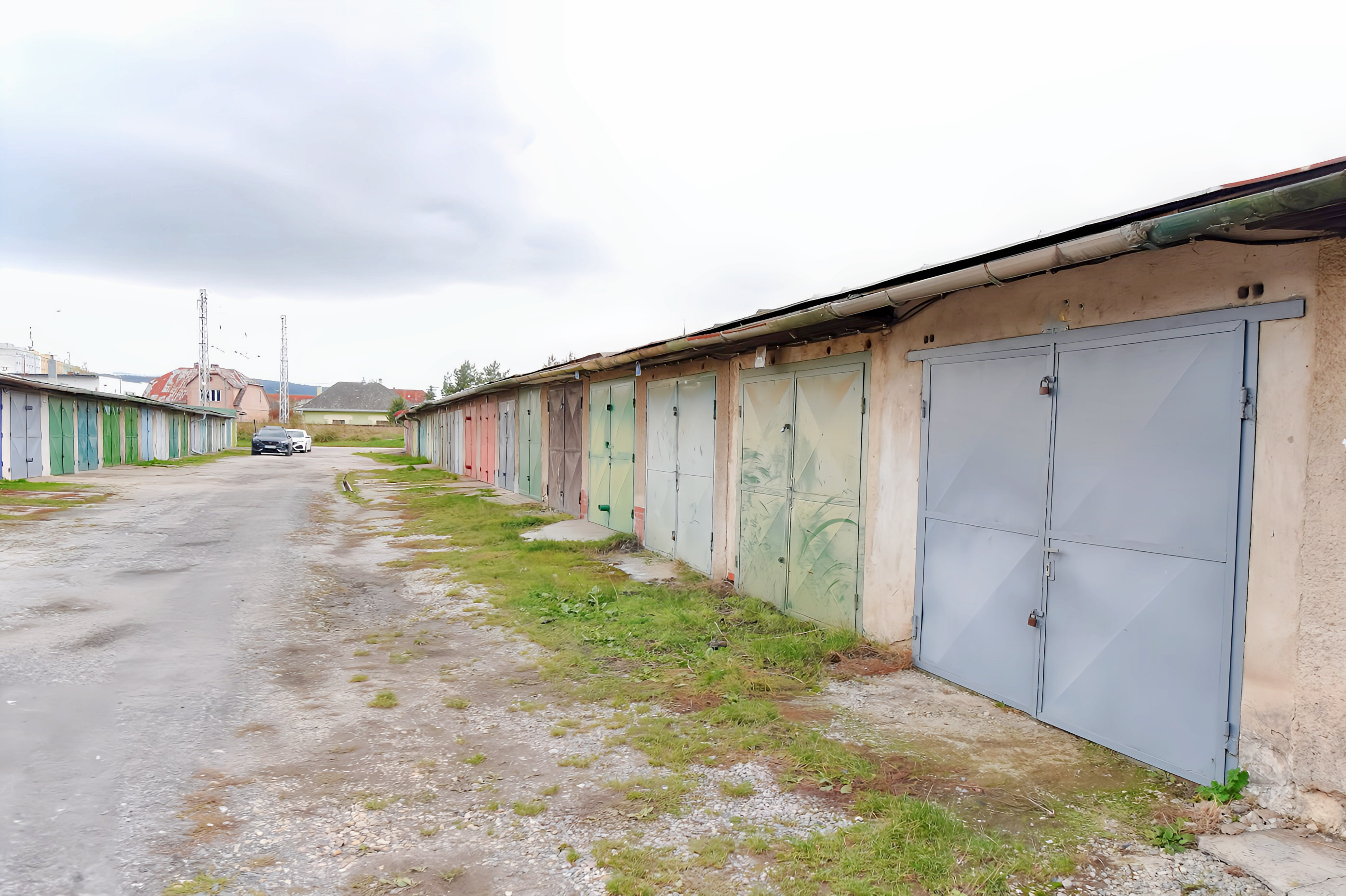 Znížená cena! Garáž (20 m2) pri Židovskom cintoríne, Sp. Nová Ves
