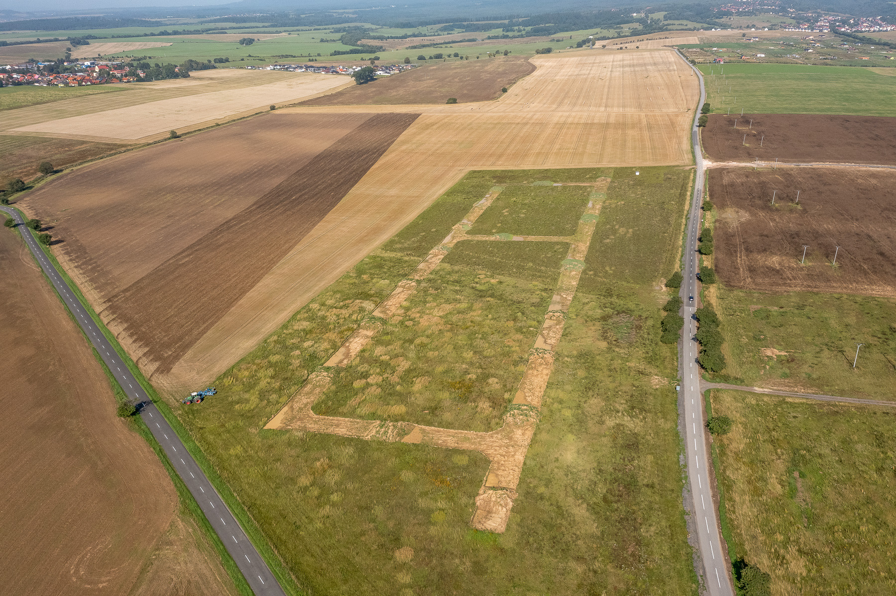 Zvýhodnený predaj 4 stavebných pozemkov so sieťami v obci Mlynica