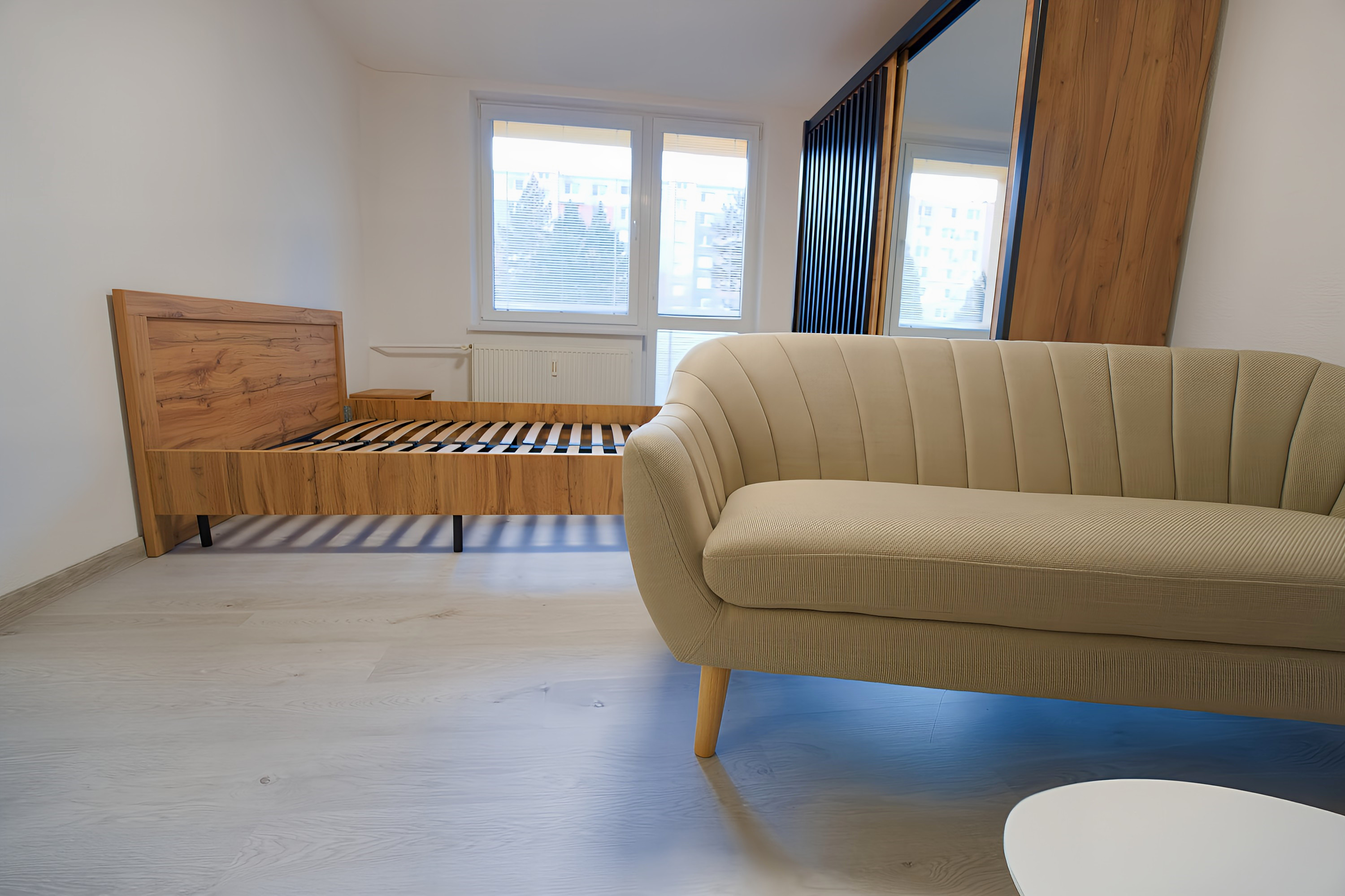 PRENÁJOM! Byt 1+1 (44 m2) s dvomi loggiami, sídl. Tarča v Sp. N. Vsi