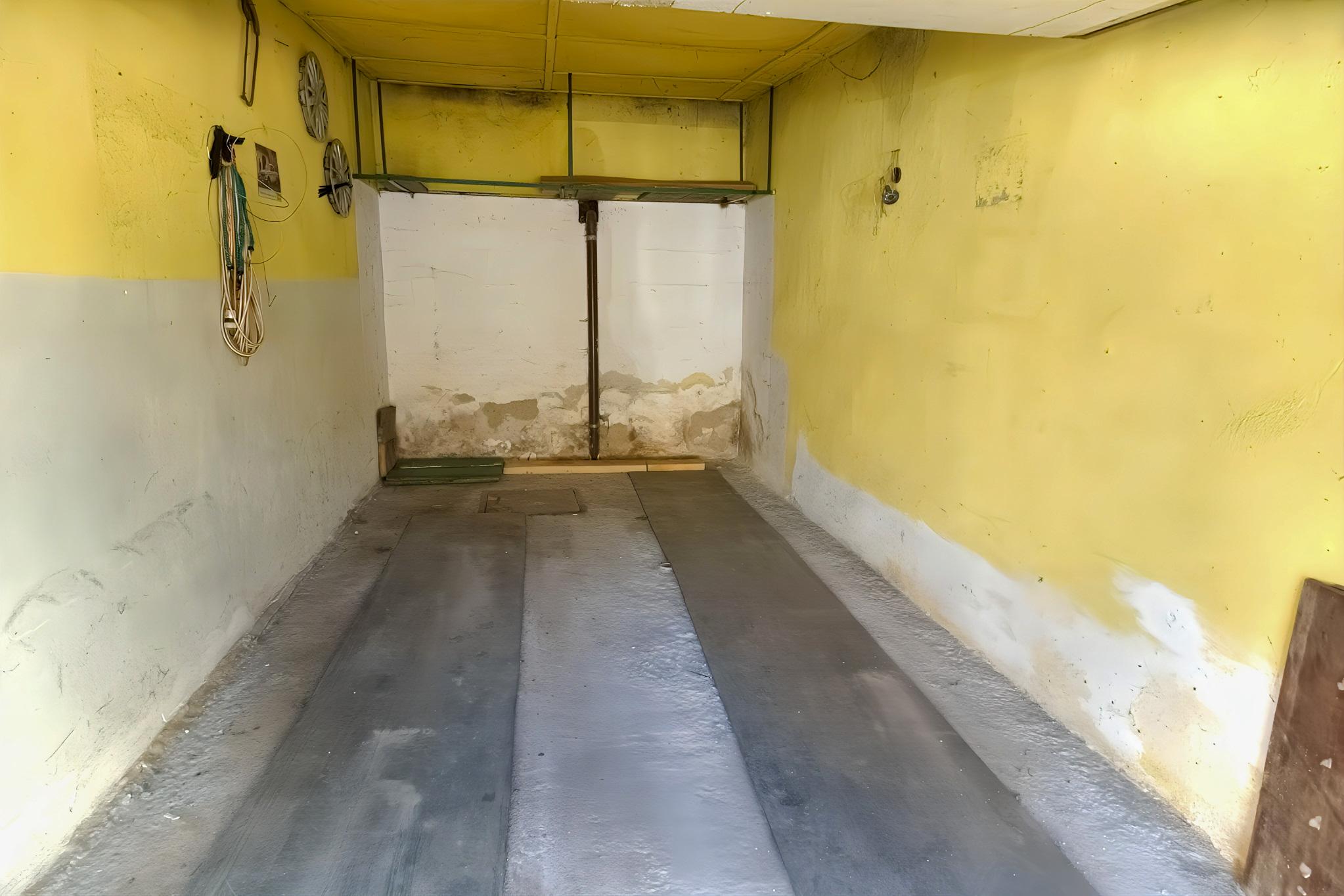 Garáž (17 m2) s pivnicou, ul. Levočská Spišská Nová Ves