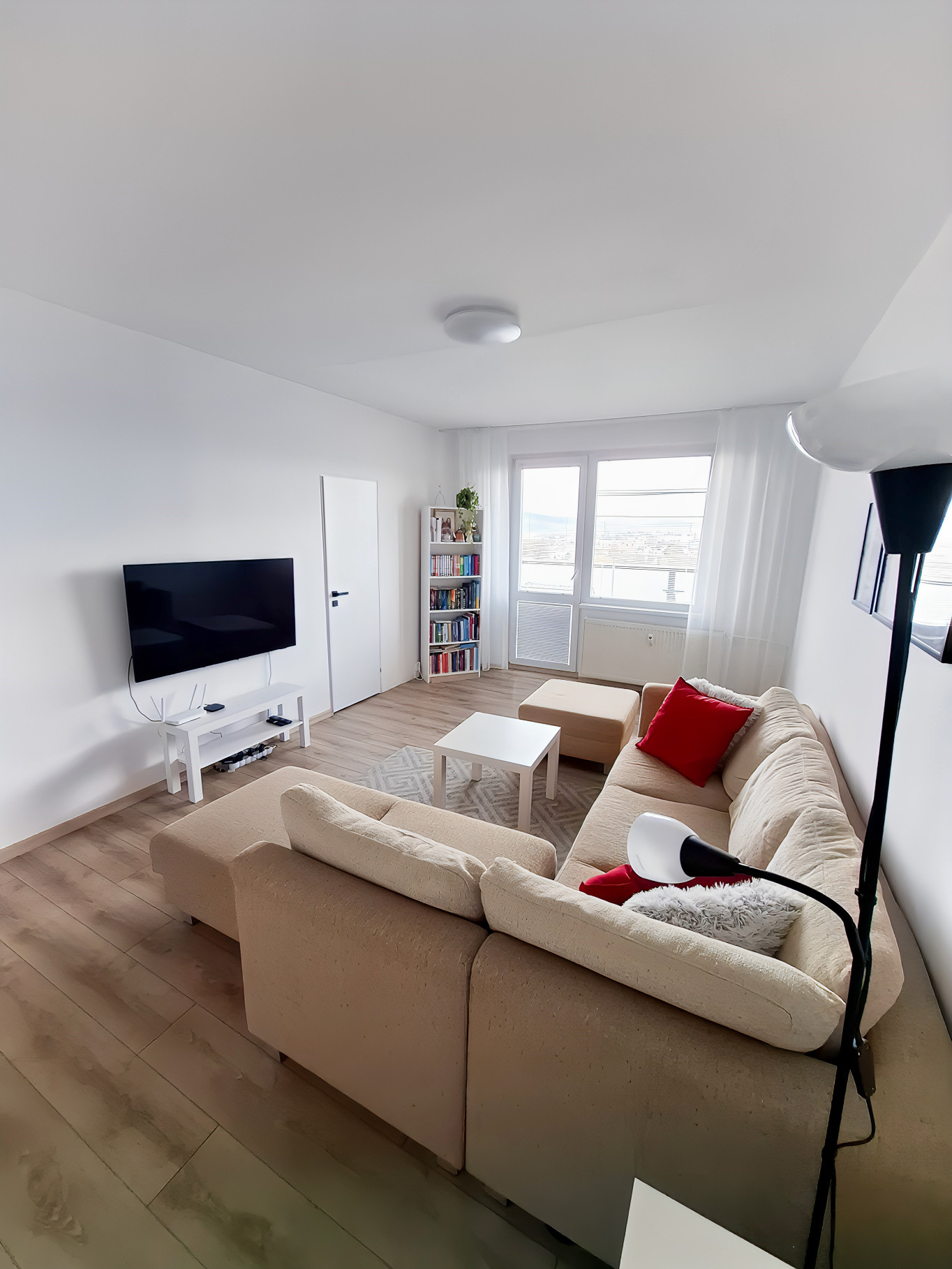 PRENÁJOM! Byt 3+1 (77 m2) 2 balkóny,  Levočská SNV