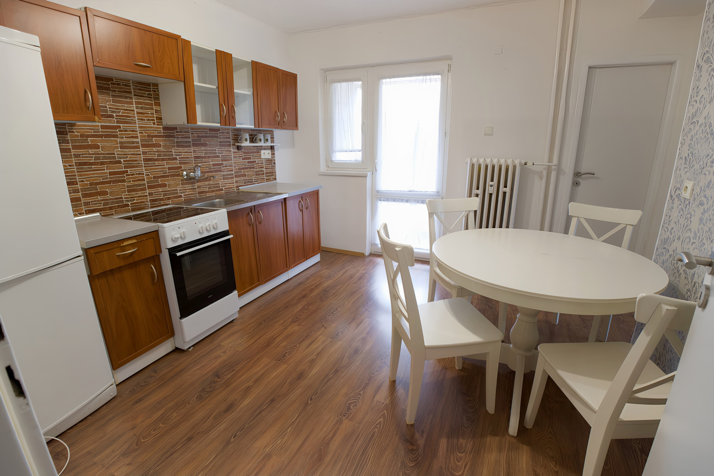 PRENÁJOM! Byt 3+1  (72 m2) s loggiou Hviezdoslavova ul. SNV