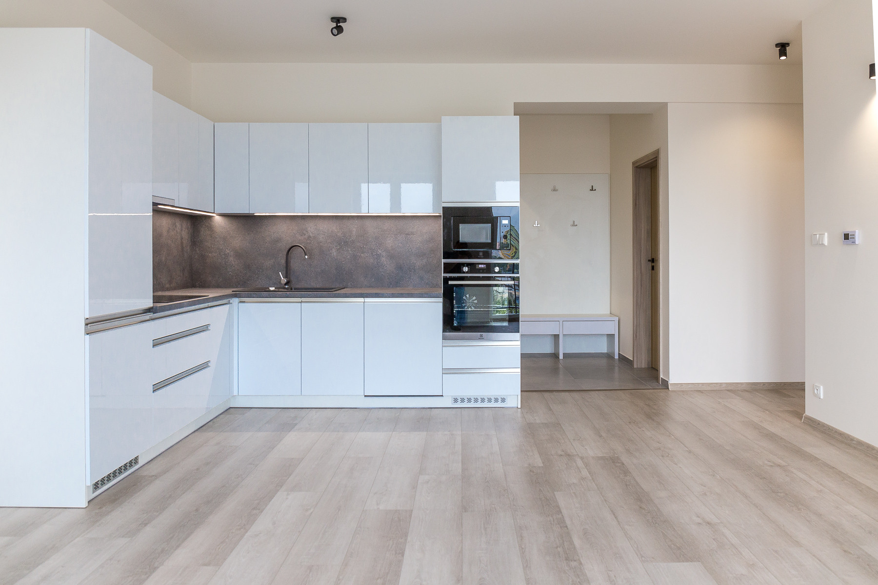 PRENÁJOM! Byt 2+1 (61 m2) balkón, novostavba Iglovia