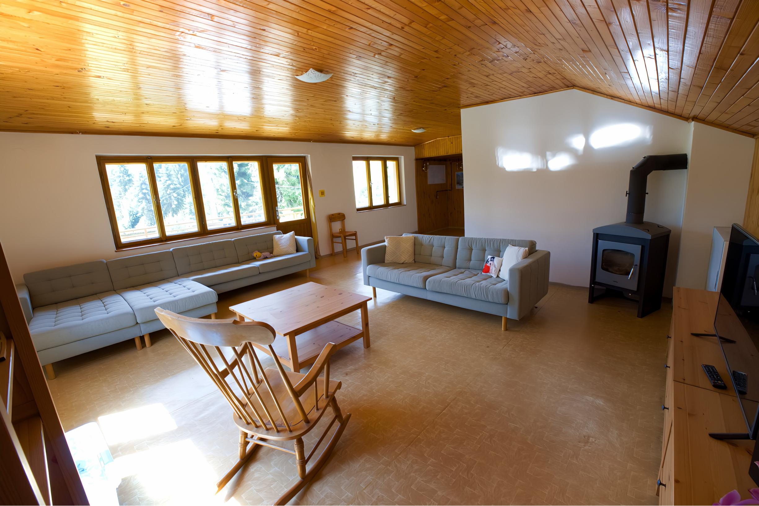 Rodinný dom - chalupa pod Bukovcom (2 869 m2), Švedlár