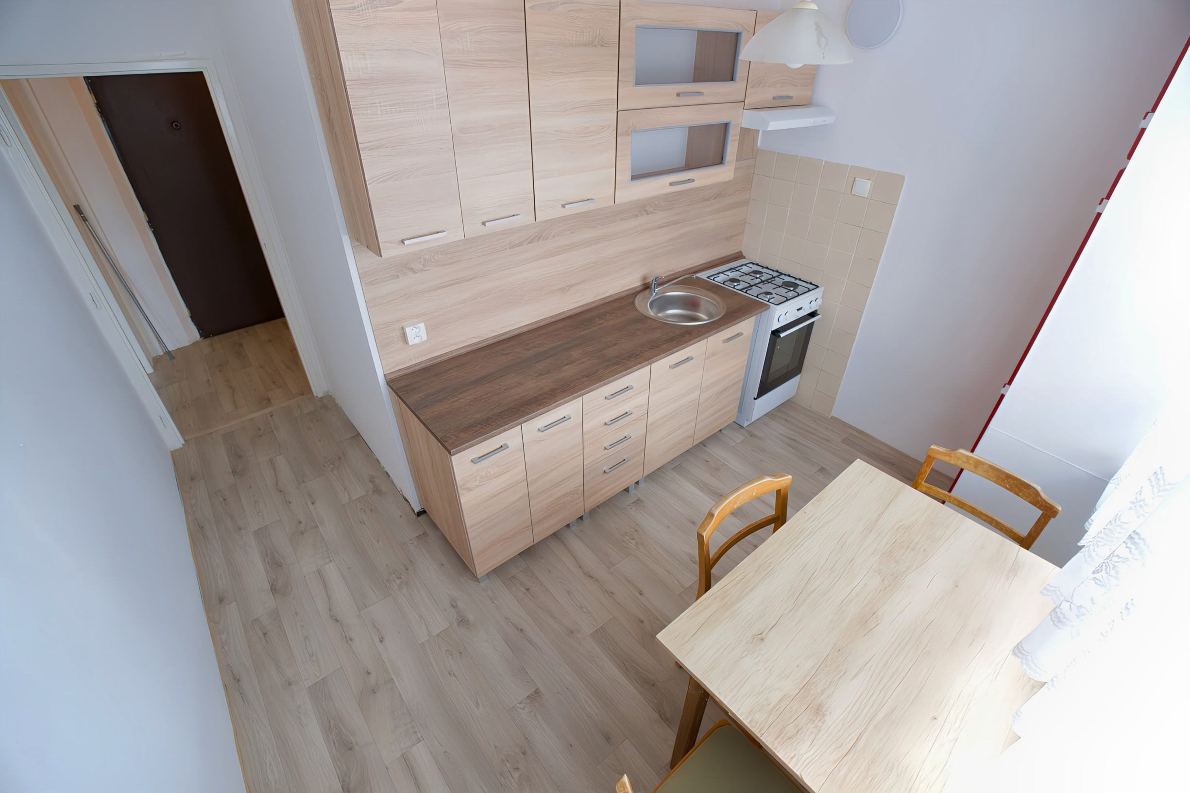 Slnečný byt 2+1 s loggiou v centre, Banícka ul., Sp. N. Ves