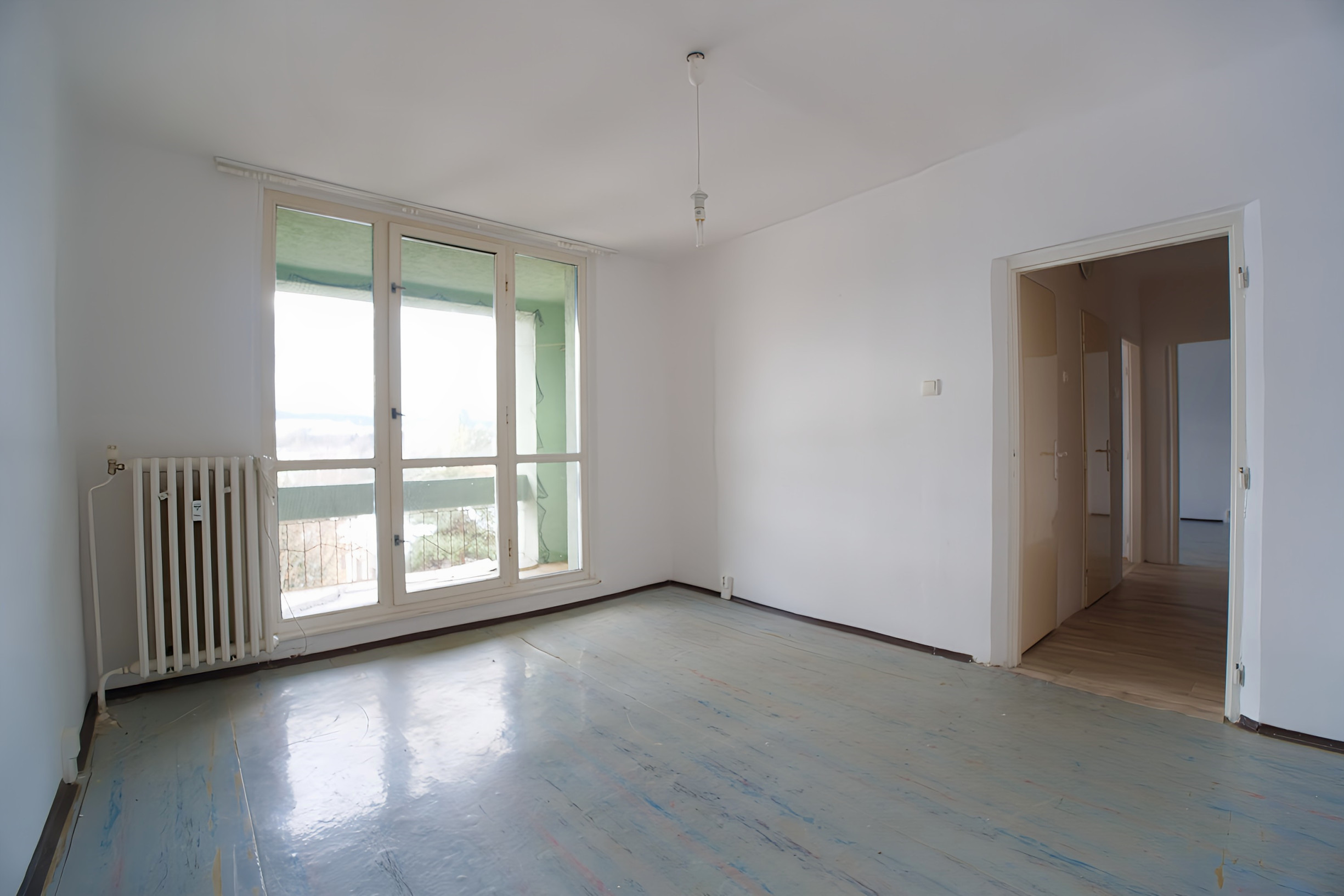 Slnečný byt 2+1 s loggiou v centre, Banícka ul., Sp. N. Ves