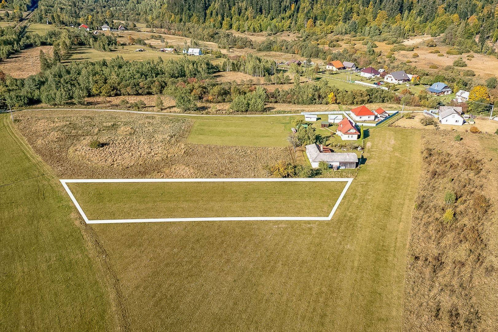 Atraktívny rekreačný pozemok (2221 m2) Tretí Hámor