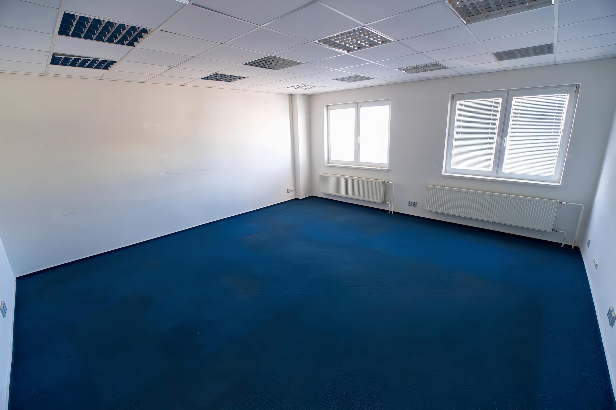 PRENÁJOM! Administratívny objekt v pokojnej lokalite sídl. Západ SNV