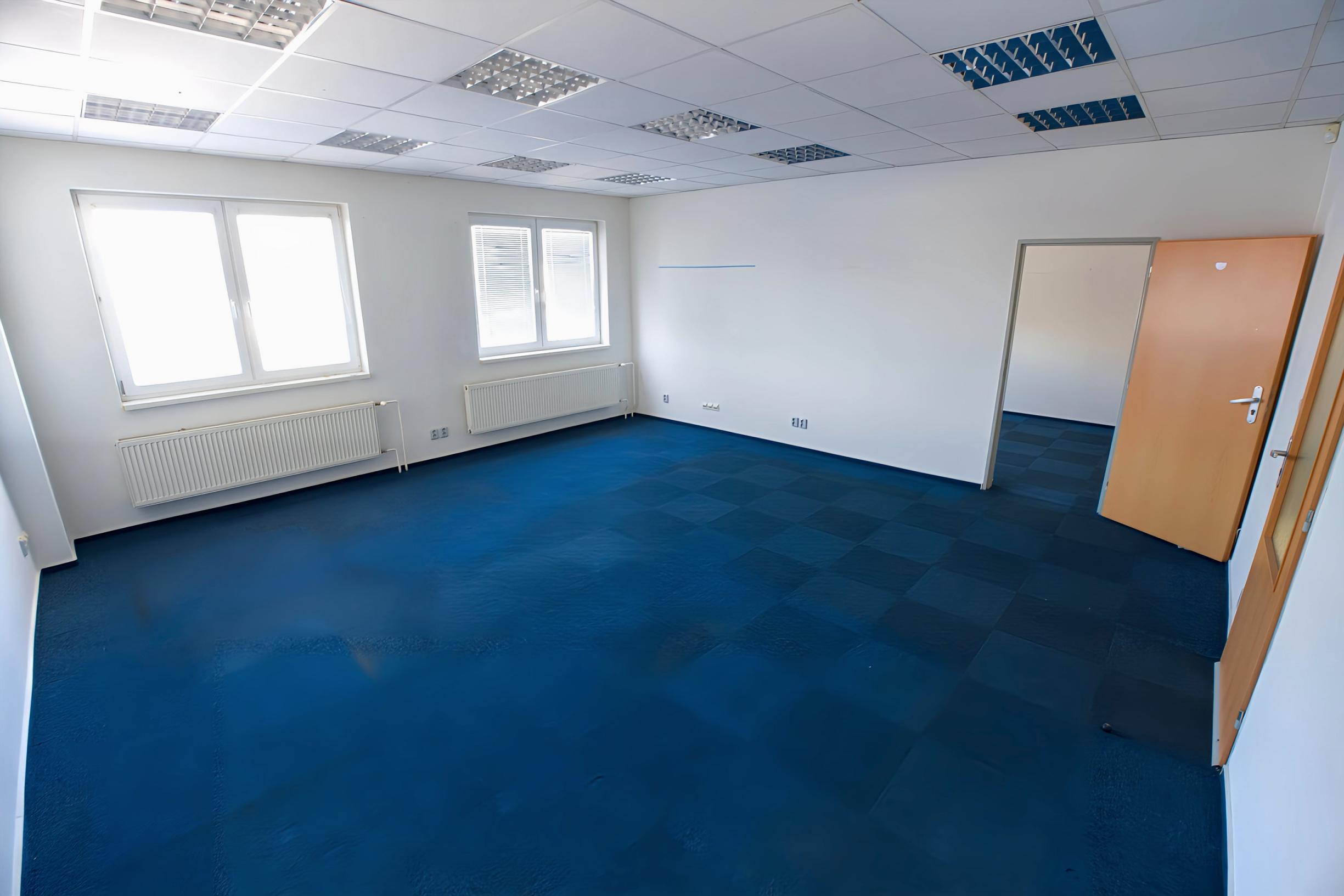 PRENÁJOM! Administratívny objekt v pokojnej lokalite sídl. Západ SNV