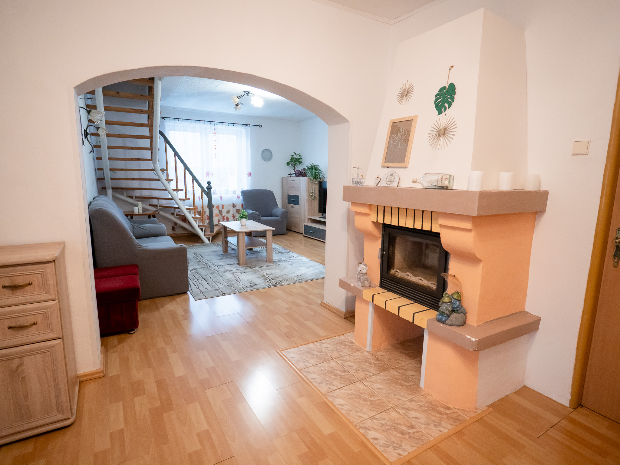 Rodinný dom s dvomi garážami - Beharovce