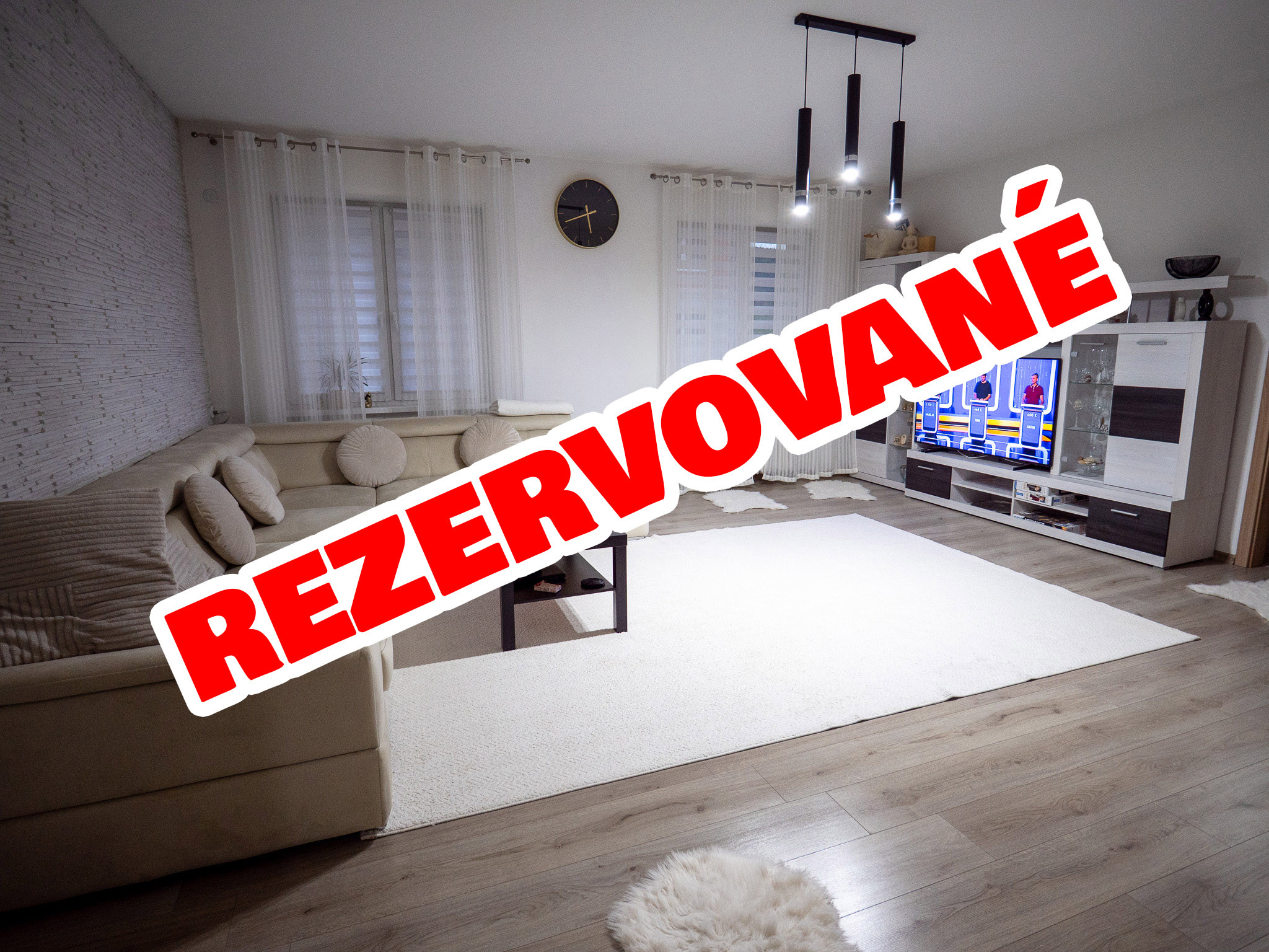 REZERVOVANÉ- 3-izbový, nadštandardne veľký byt s balkónom -  Krompachy