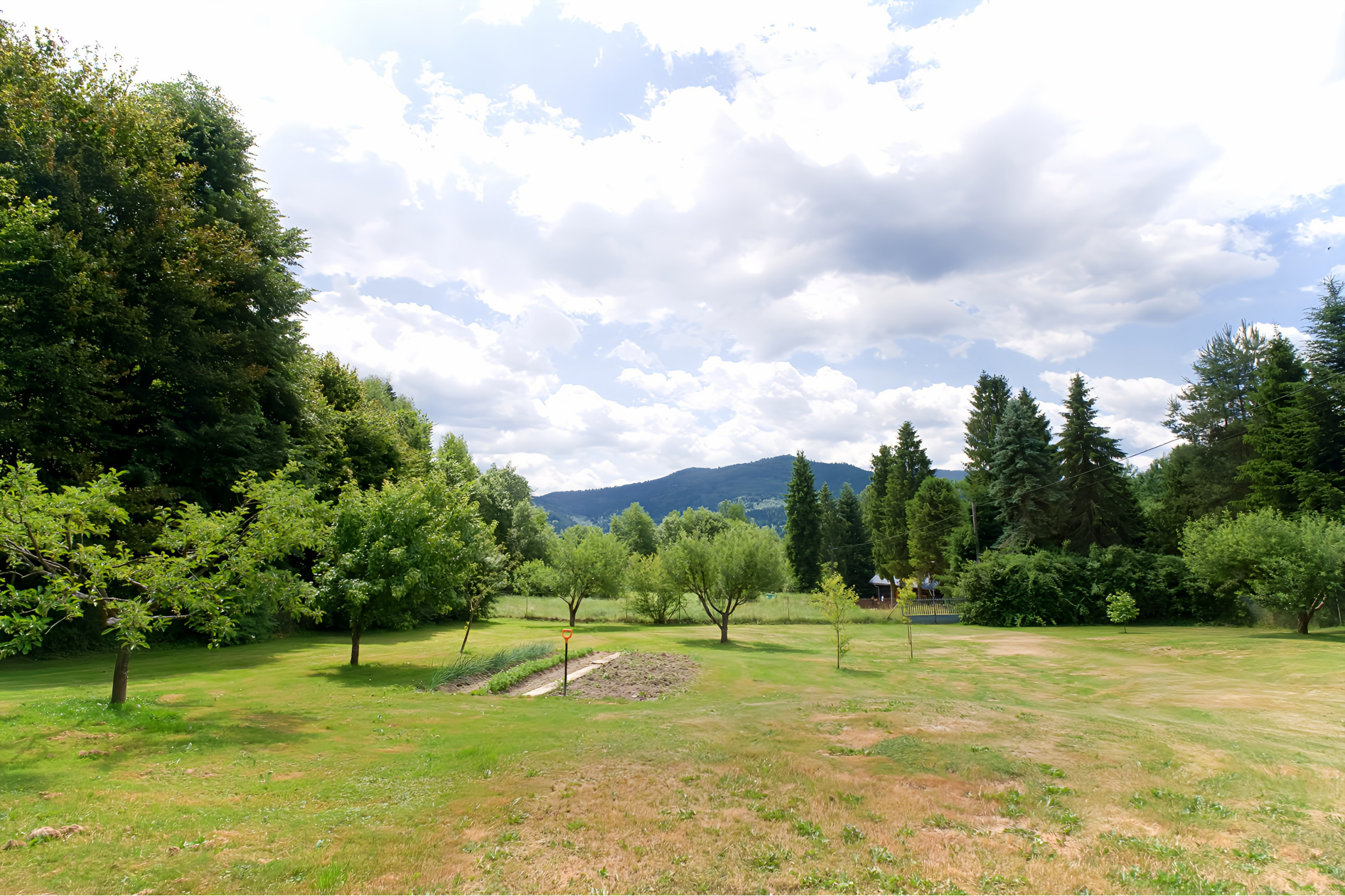 Rodinný dom - chalupa pod Bukovcom (2 869 m2), Švedlár