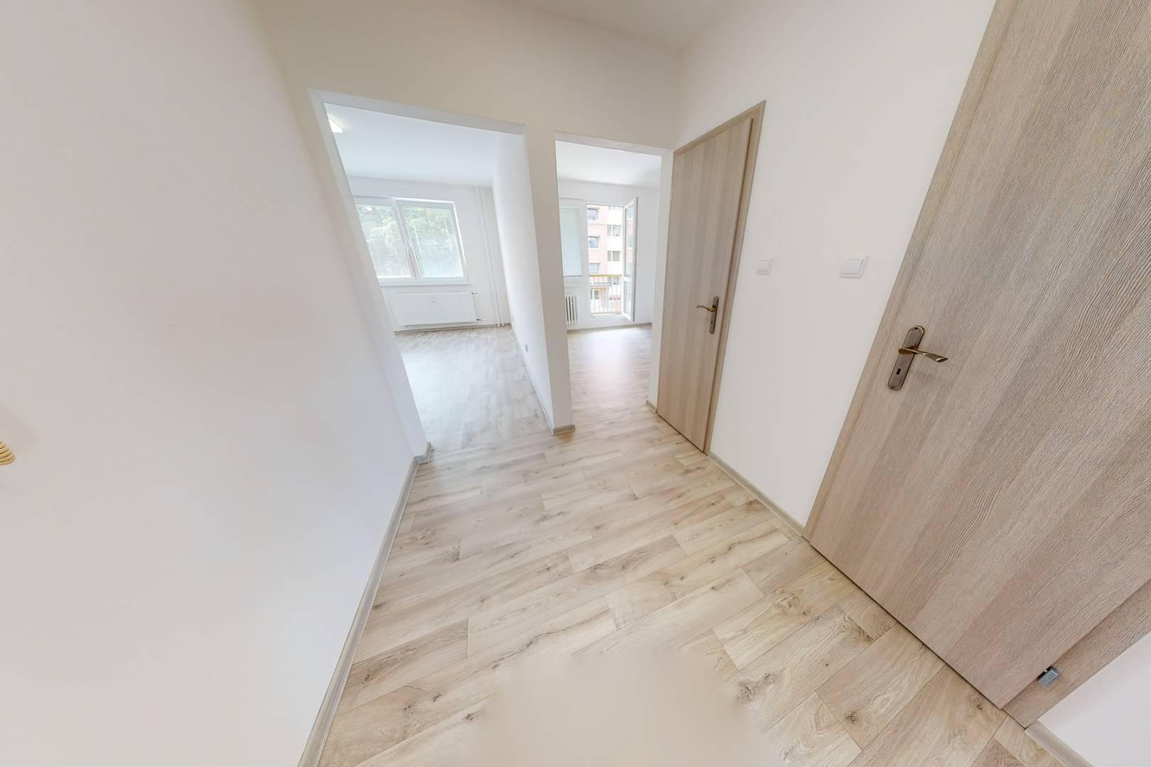 PRENÁJOM! Byt 2+1 (56 m2) loggia, sídl Západ