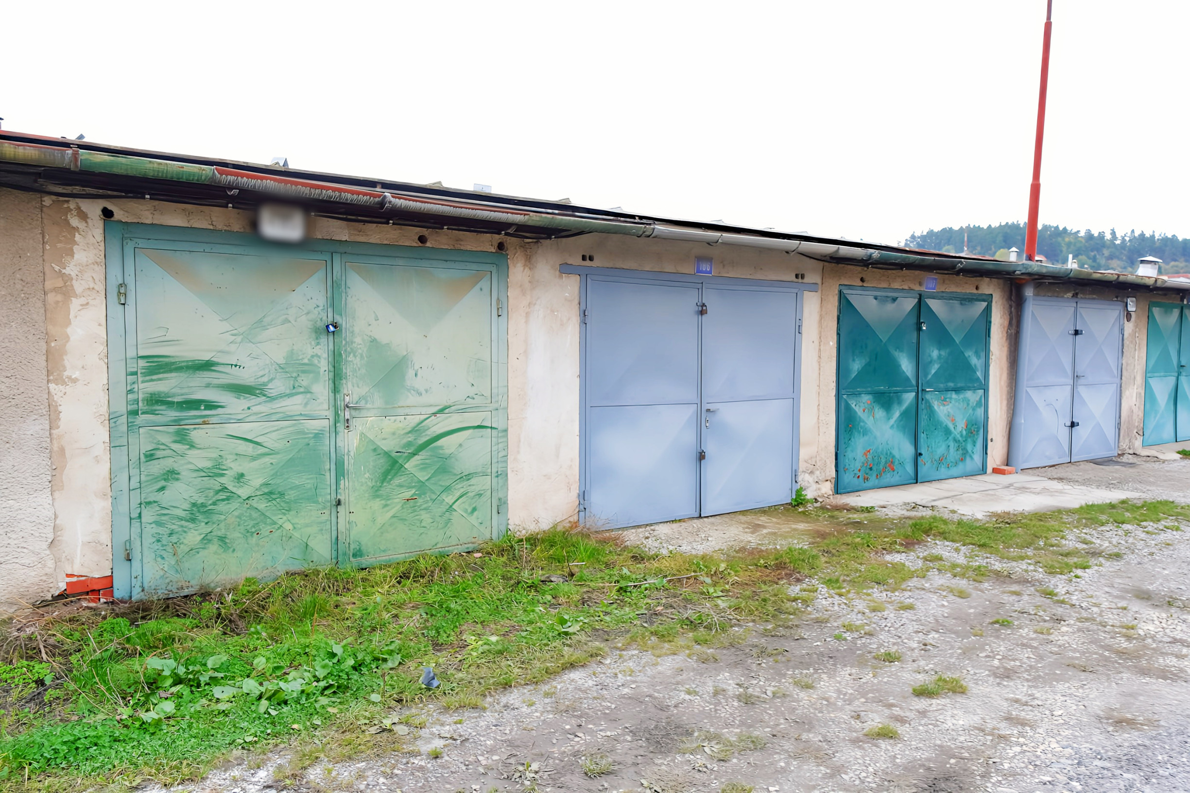 Znížená cena! Garáž (20 m2) pri Židovskom cintoríne, Sp. Nová Ves