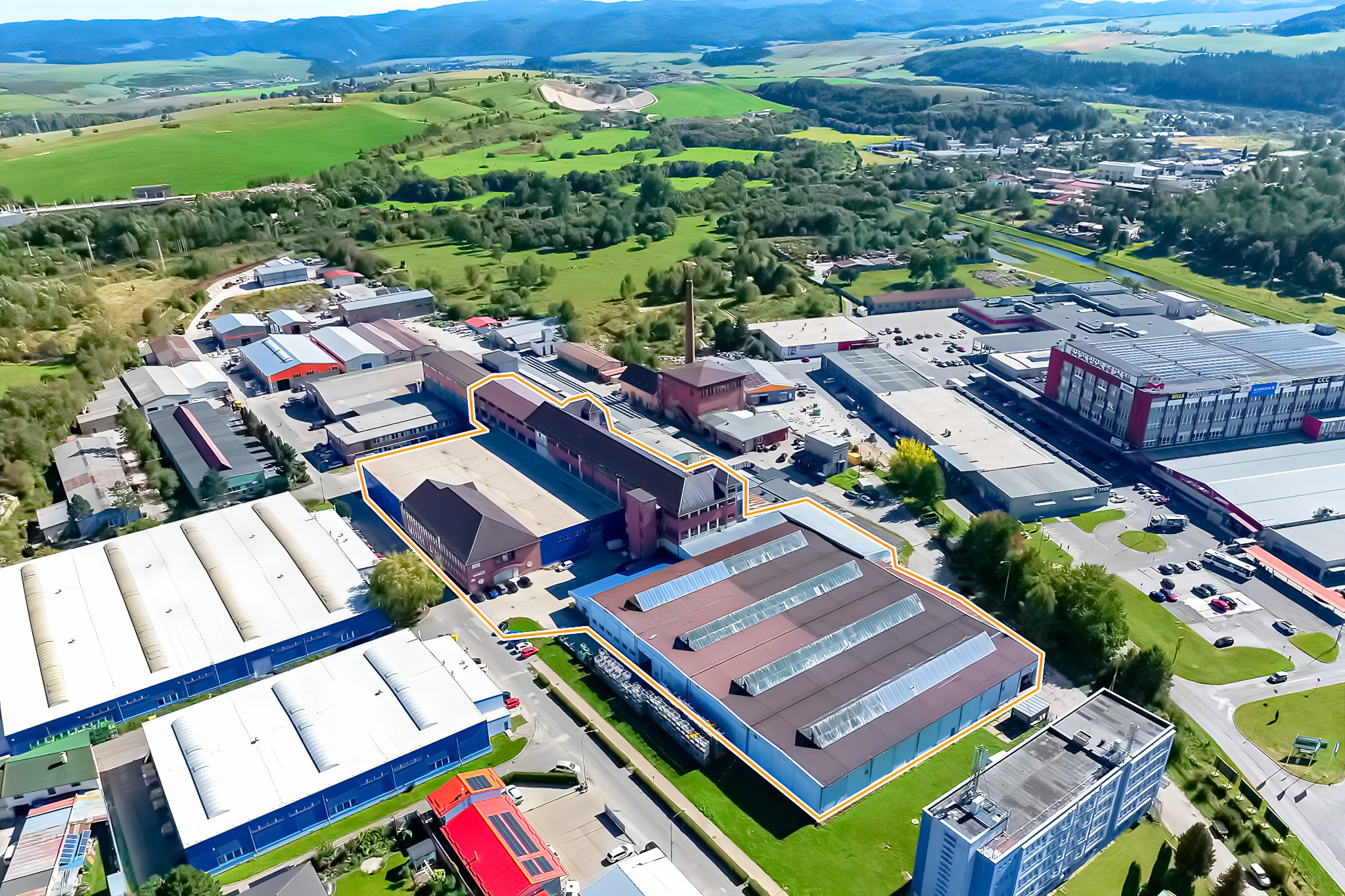 Výrobno-skladový areál (13 000 m2) Spišská Nová Ves