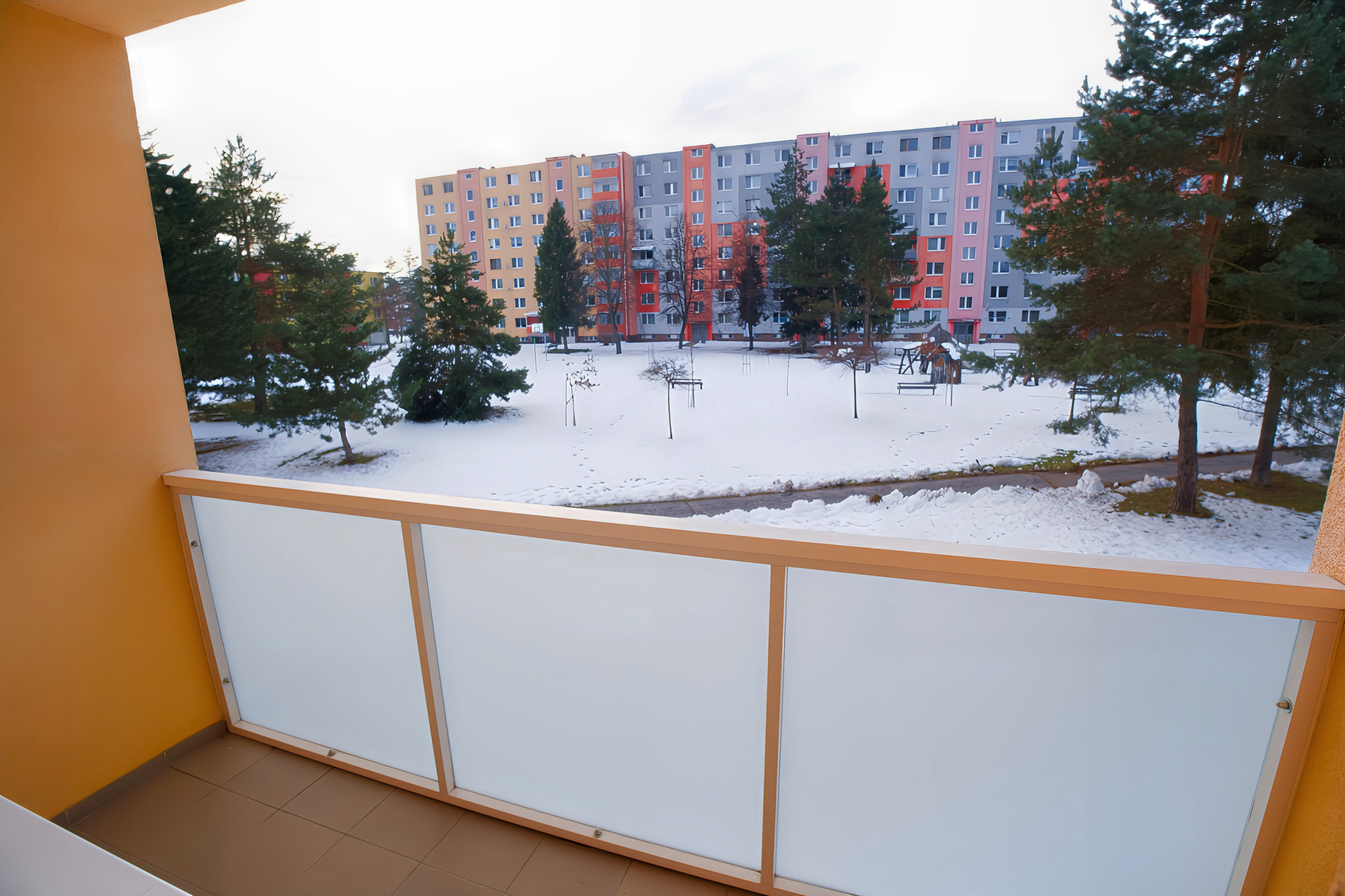 PRENÁJOM! Byt 1+1 (44 m2) s dvomi loggiami, sídl. Tarča v Sp. N. Vsi