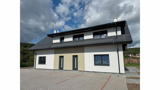 Máme dokončené ! Na predaj 3 a 4 -izbové byty v Danišovciach