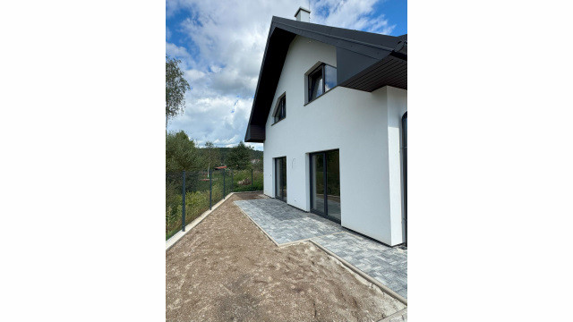 Máme dokončené ! Na predaj 3 a 4 -izbové byty v Danišovciach