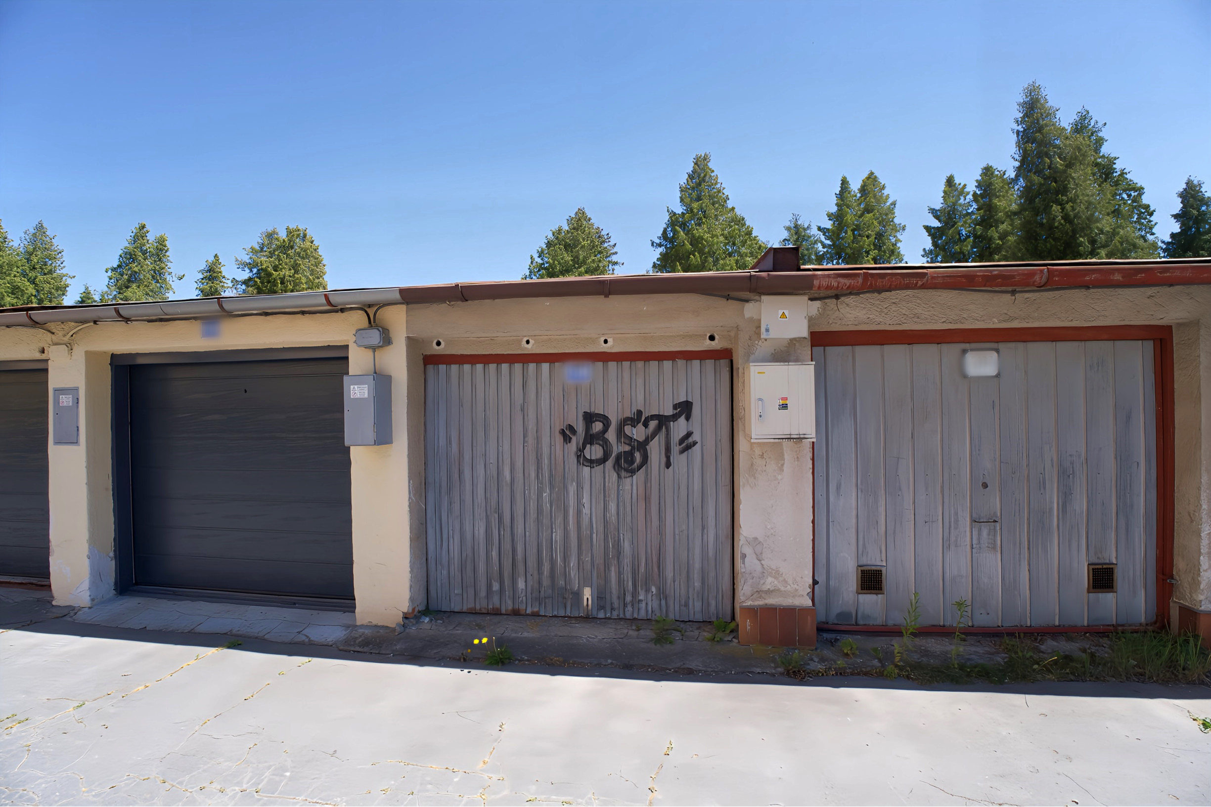 Garáž (17 m2) s pivnicou, ul. Levočská Spišská Nová Ves