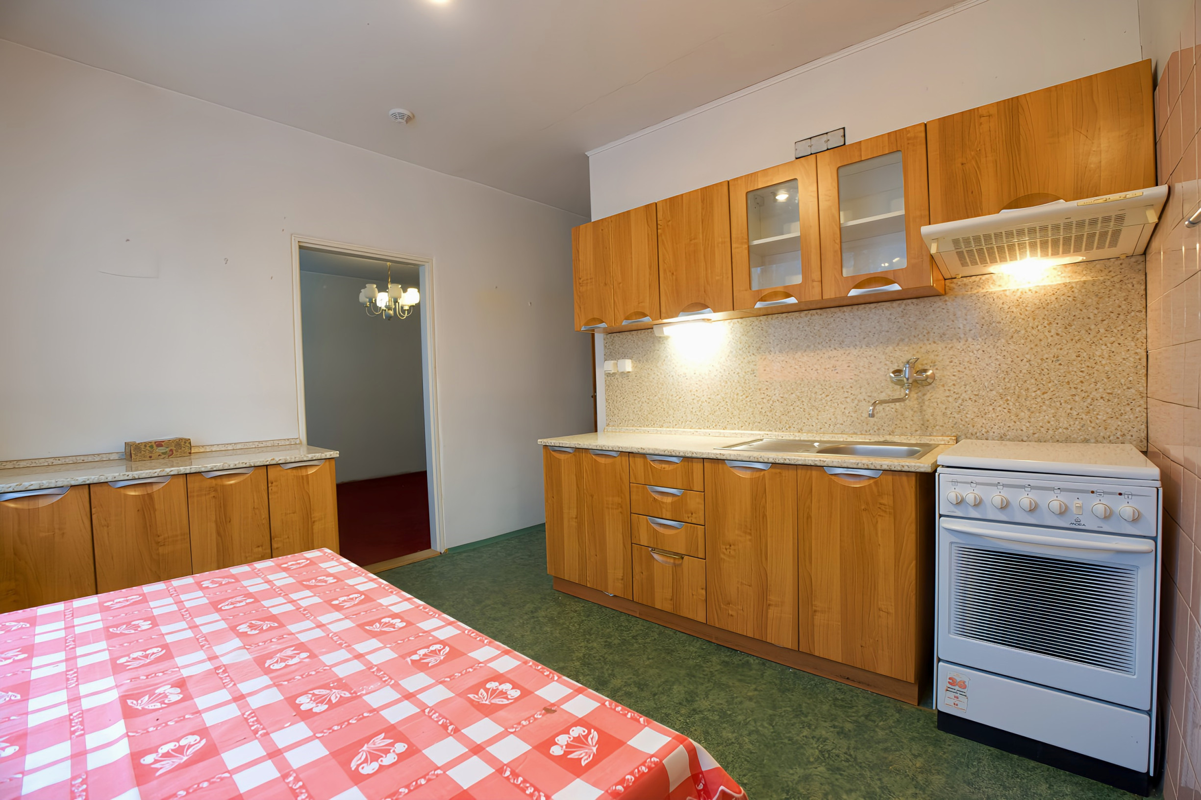 Byt 4+1 (82 m2) s loggiou, Komenského ul., SNV