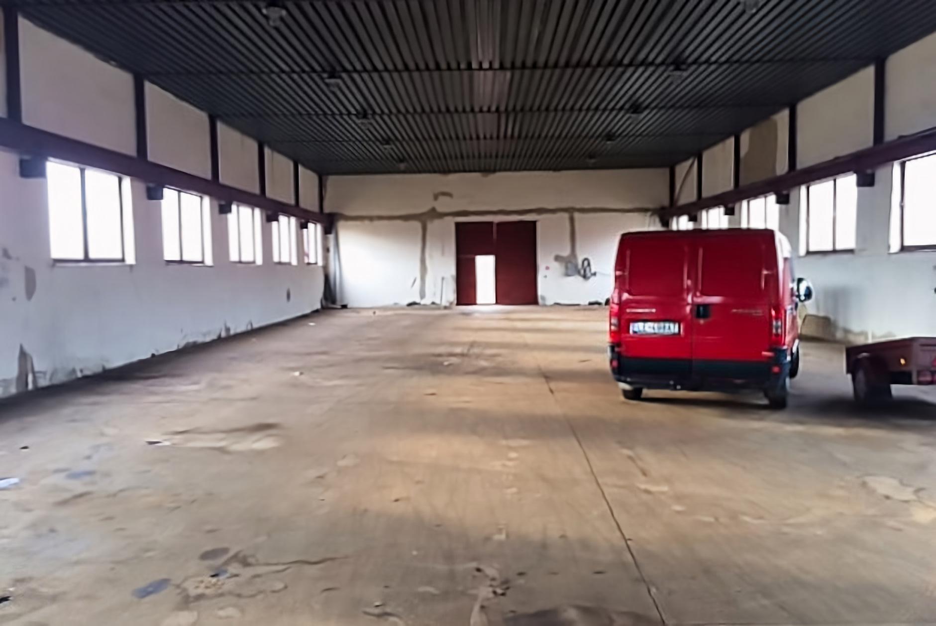 NÁJOM! Hala (702 m2) podnikateľský areál pri diaľnici Levoča