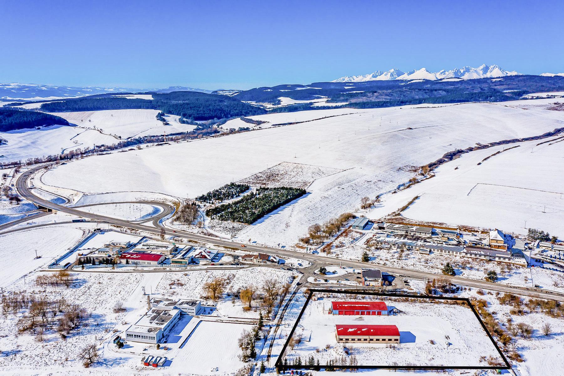 NÁJOM! Hala (702 m2) podnikateľský areál pri diaľnici Levoča