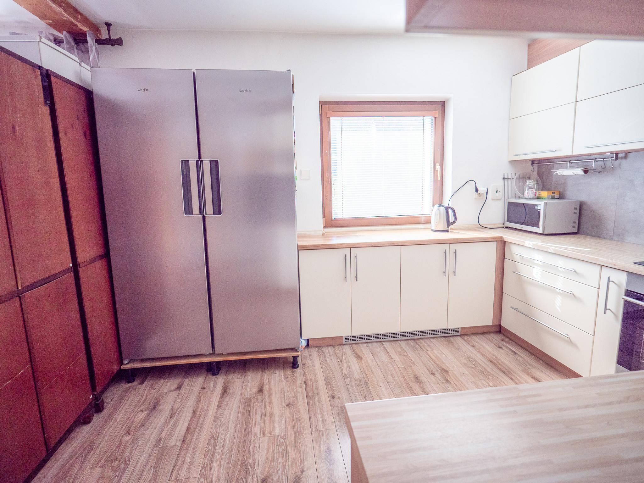 Rodinny dom - 5 izieb - 3 garáže v tichej lokalite Krompachy