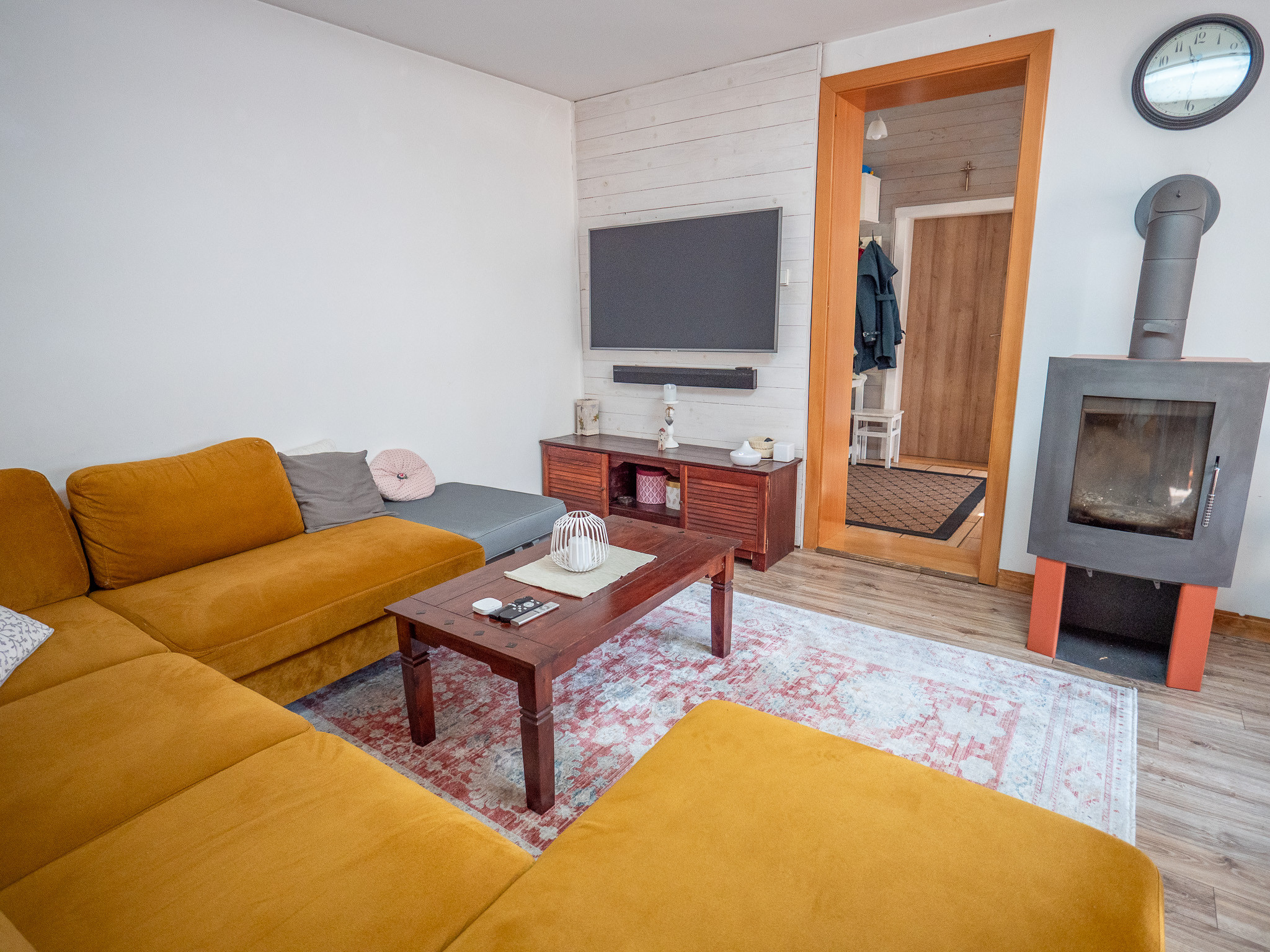 Rodinny dom - 5 izieb - 3 garáže v tichej lokalite Krompachy