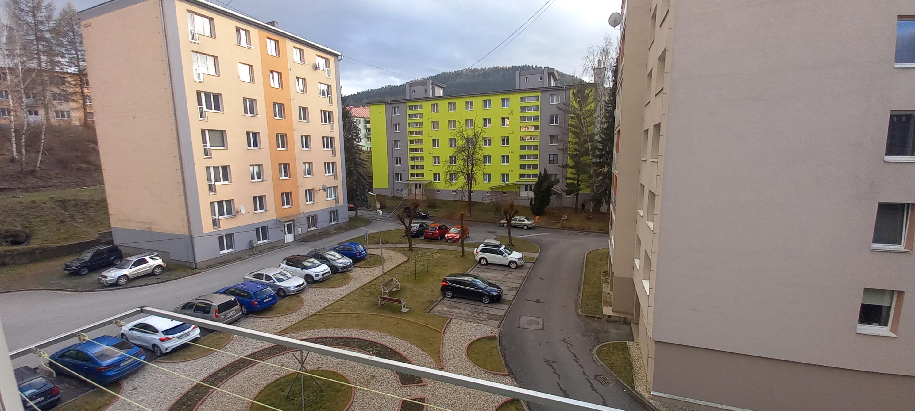 2 izbový byt s balkónom - centrum mesta Krompachy