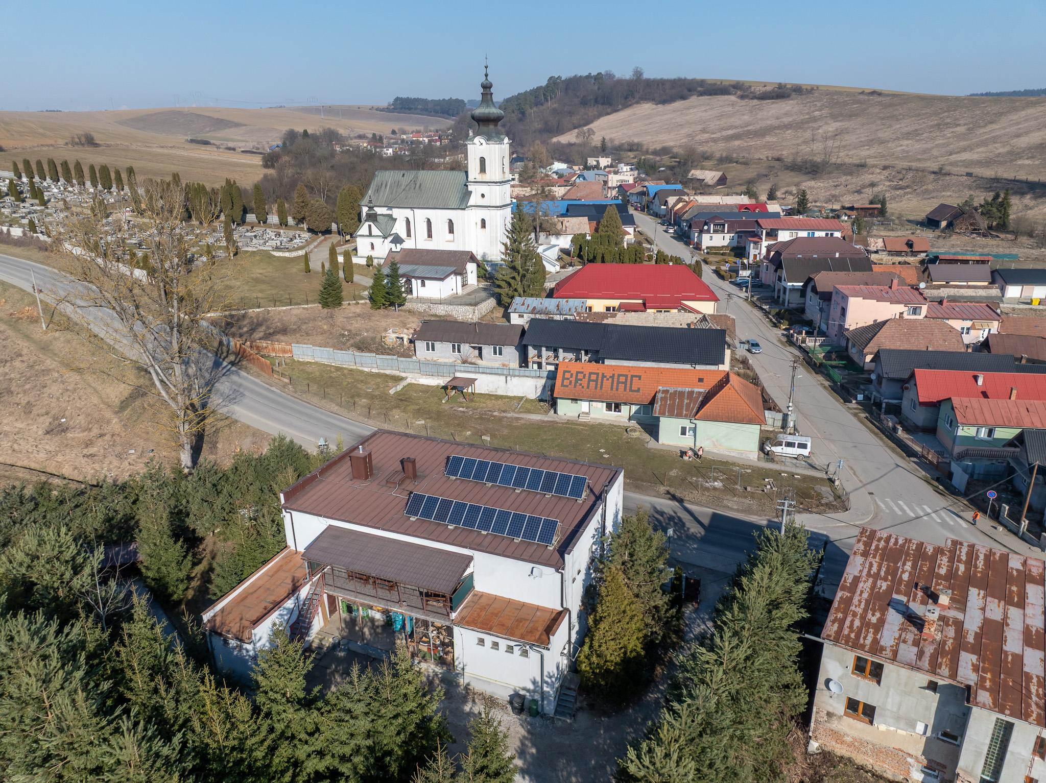 Jediný KOMERČNÝ objekt v obci Bystrany je na predaj
