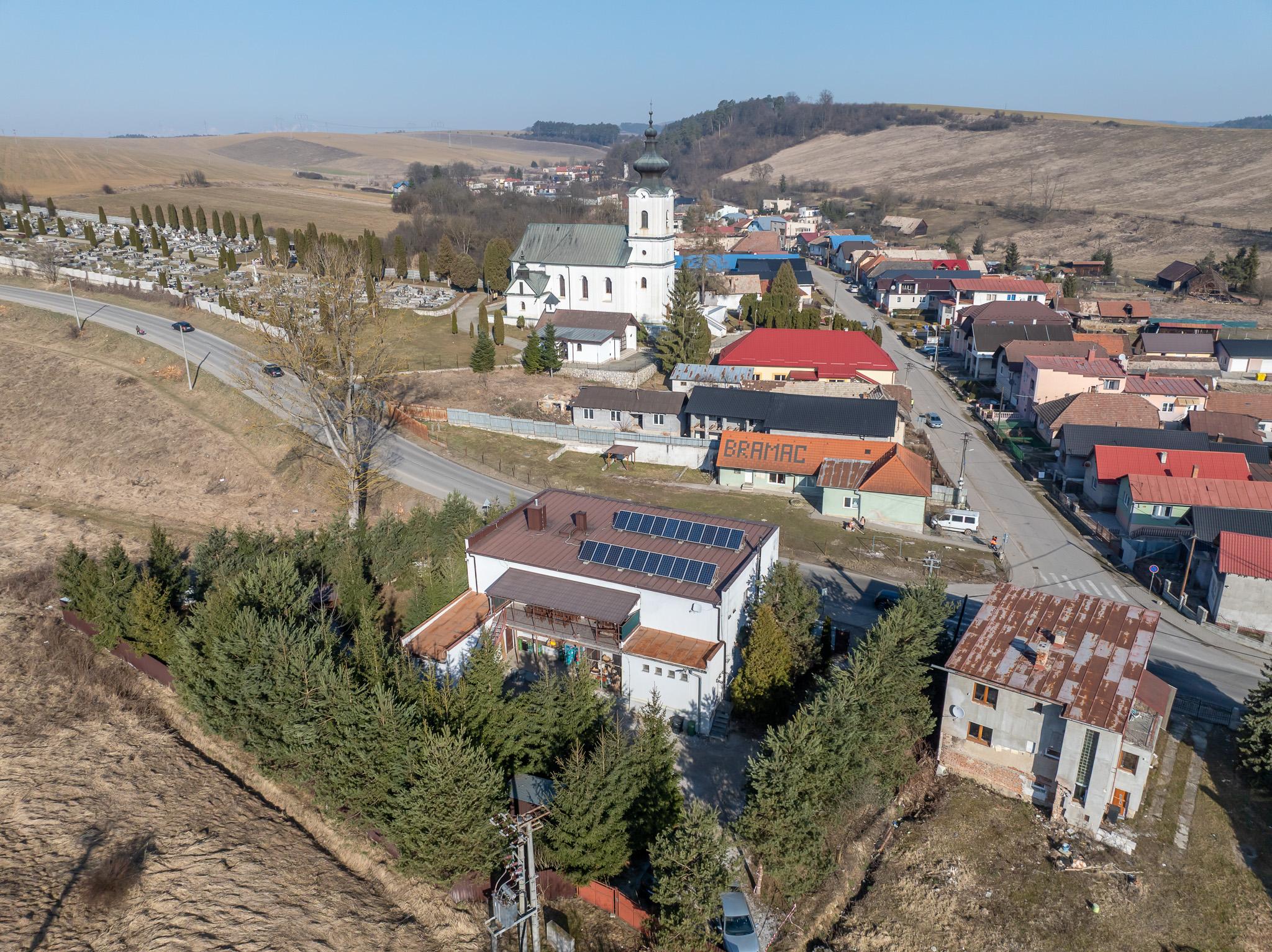 Jediný KOMERČNÝ objekt v obci Bystrany je na predaj