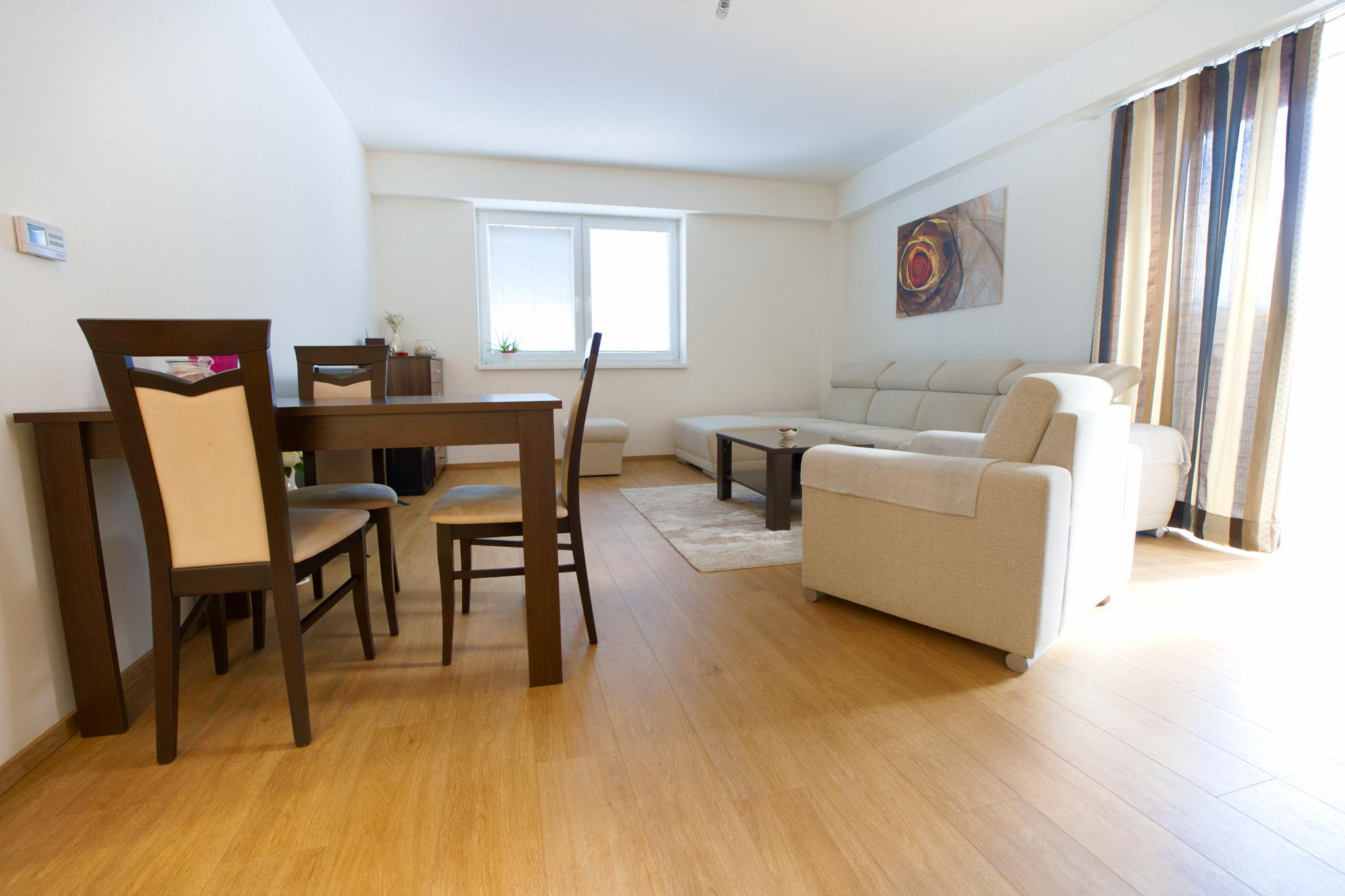 Byt 4+1 (93 m2) s balkónom, Námestie Iglovia, Sp. Nová Ves