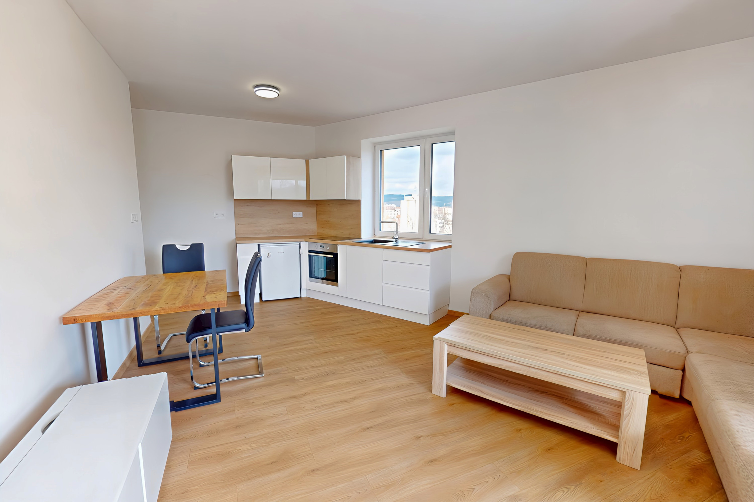 NOVOSTAVBA! Atypický 3-izbový byt (75 m2) s loggiou sídl. Tarča