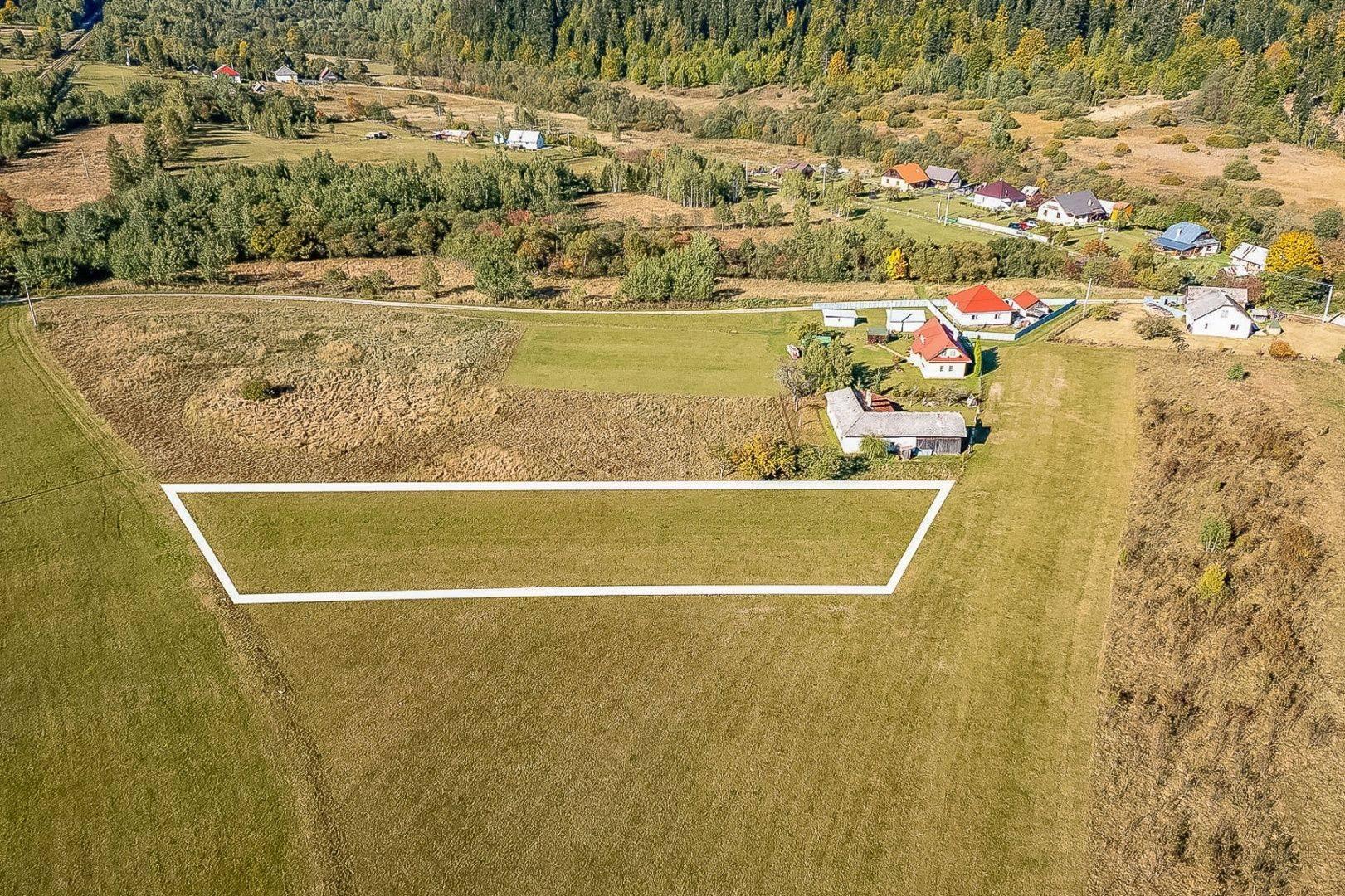 Atraktívny rekreačný pozemok (2221 m2) Tretí Hámor