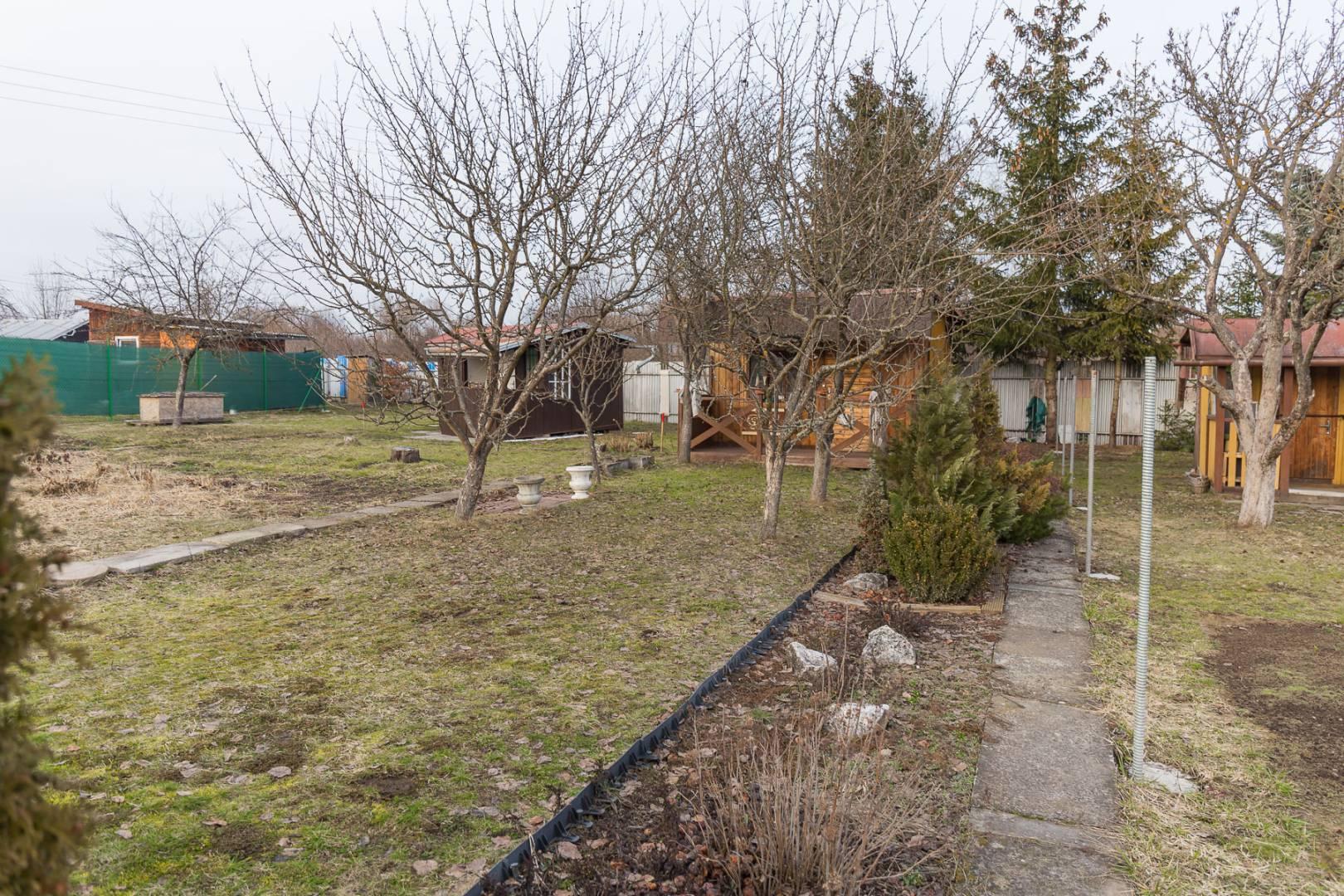 Záhrada (266 m2) s chatkou, Spišská Nová Ves